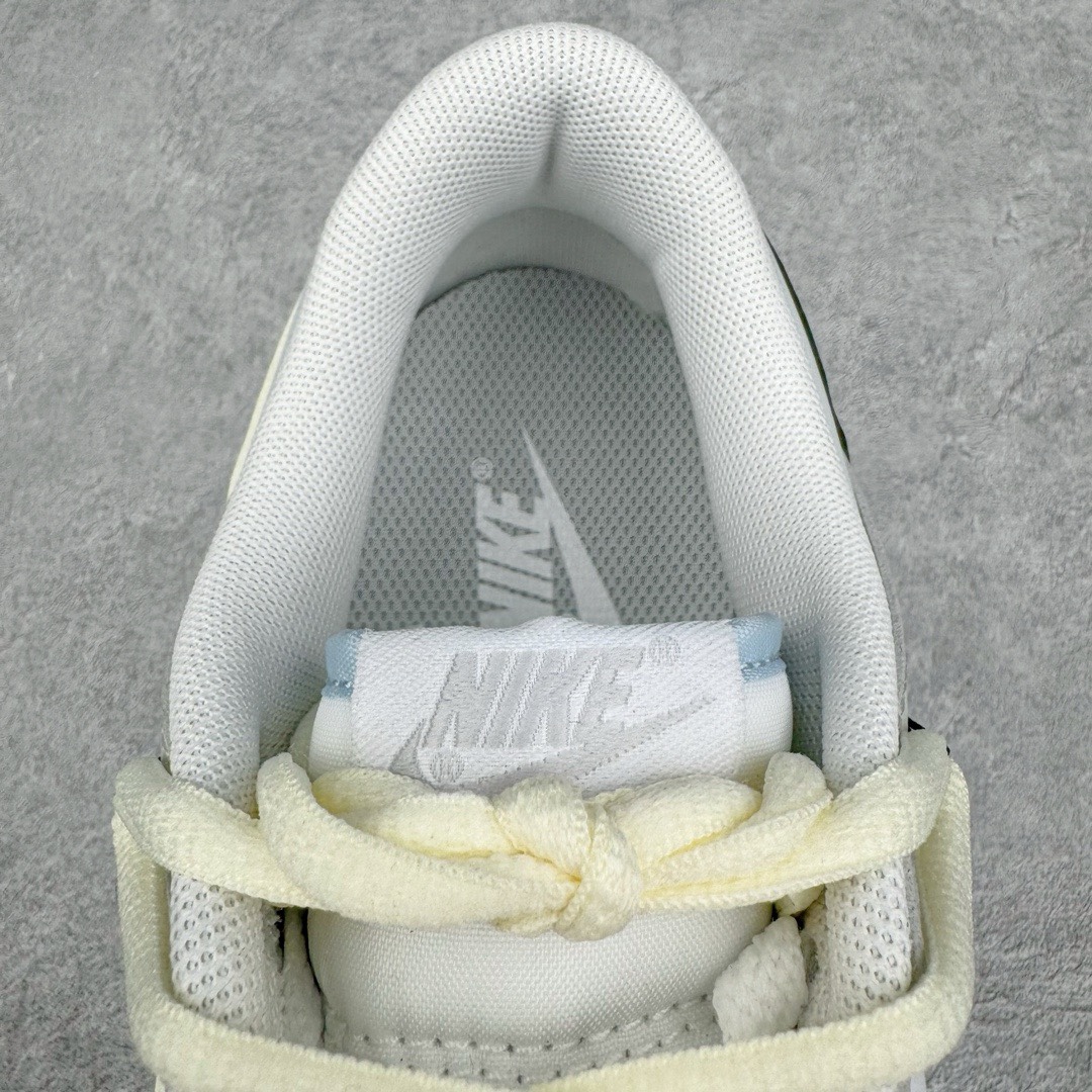 图片[16]-＃YC纯原福利 NK Dunk Low 城市废墟 灰褐 DV0831-101 定制系列天花板 无原鞋不开发 全系列得物原鞋一比一校对开发 配色持续更新中 终端对接 优势输出 全套原厂楦头原纸板数据档案倾力打造 原汁原味莞产 极致还原 圈内最强针车工艺 高端零售指定版 广东原厂配套原盒原标 鞋盒分三个尺码段 原厂冲刀 超高清洁度 全鞋零毛边皮料切割 采用原厂百宏鞋带以及原厂百宏织唛舌标 内标可供原厂几率过验 进口原装条纹中底布 四线拉帮白色点胶 原厂拉帮手法遵循公司 原厂电绣 极致还原 尺码：35.5 36 36.5 37.5 38 38.5 39 40 40.5 41 42 42.5 43 44 44.5 45 46 47.5-选品中心