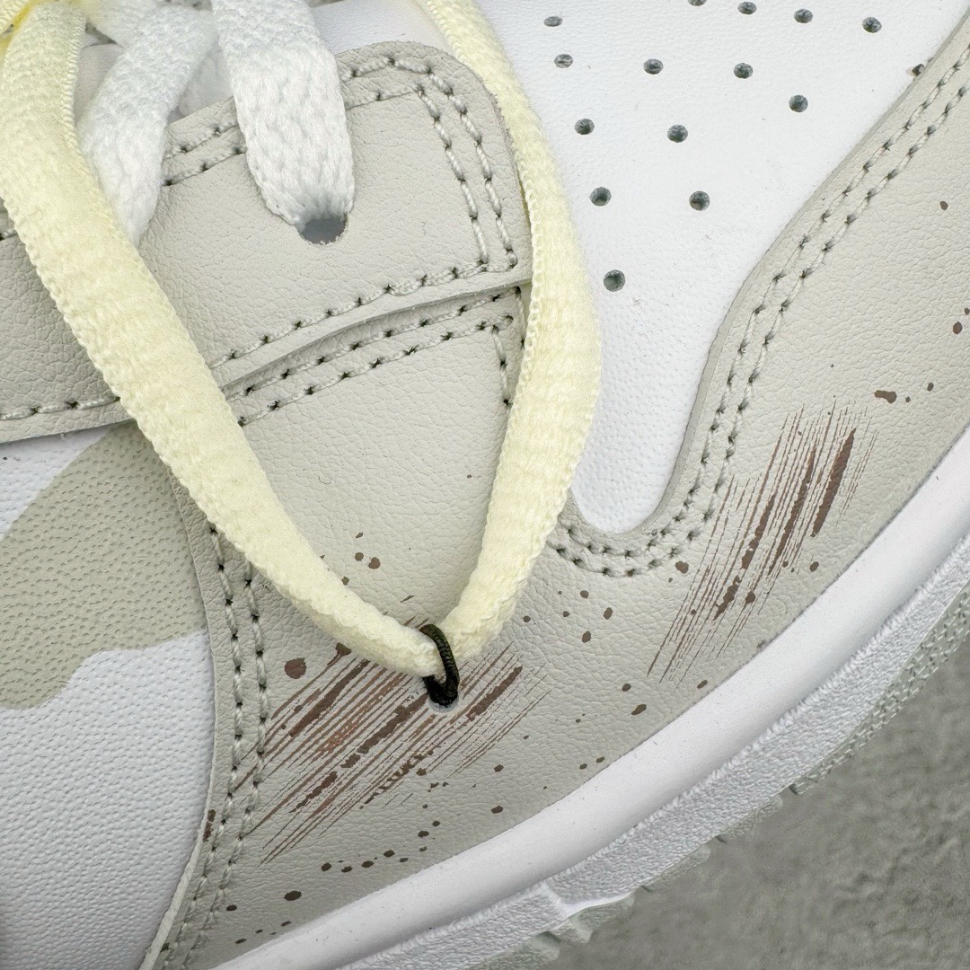 图片[12]-＃YC纯原福利 NK Dunk Low 城市废墟 灰褐 DV0831-101 定制系列天花板 无原鞋不开发 全系列得物原鞋一比一校对开发 配色持续更新中 终端对接 优势输出 全套原厂楦头原纸板数据档案倾力打造 原汁原味莞产 极致还原 圈内最强针车工艺 高端零售指定版 广东原厂配套原盒原标 鞋盒分三个尺码段 原厂冲刀 超高清洁度 全鞋零毛边皮料切割 采用原厂百宏鞋带以及原厂百宏织唛舌标 内标可供原厂几率过验 进口原装条纹中底布 四线拉帮白色点胶 原厂拉帮手法遵循公司 原厂电绣 极致还原 尺码：35.5 36 36.5 37.5 38 38.5 39 40 40.5 41 42 42.5 43 44 44.5 45 46 47.5-选品中心