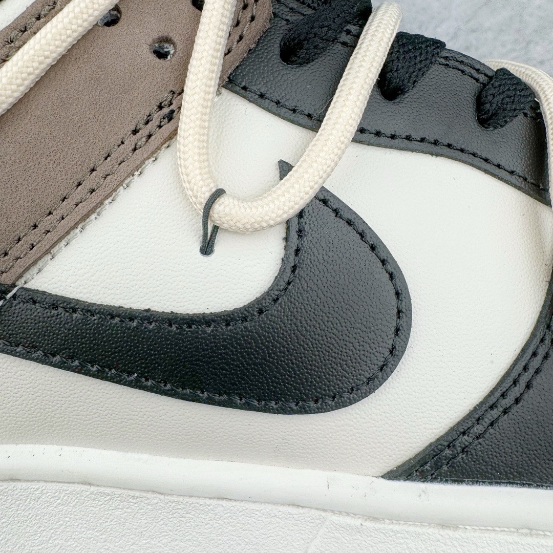 图片[10]-＃YC纯原福利 NK Dunk Low 可可摩卡 黑棕 DD1391-100 定制系列天花板 无原鞋不开发 全系列得物原鞋一比一校对开发 配色持续更新中 终端对接 优势输出 全套原厂楦头原纸板数据档案倾力打造 原汁原味莞产 极致还原 圈内最强针车工艺 高端零售指定版 广东原厂配套原盒原标 鞋盒分三个尺码段 原厂冲刀 超高清洁度 全鞋零毛边皮料切割 采用原厂百宏鞋带以及原厂百宏织唛舌标 内标可供原厂几率过验 进口原装条纹中底布 四线拉帮白色点胶 原厂拉帮手法遵循公司 原厂电绣 极致还原 尺码：35.5 36 36.5 37.5 38 38.5 39 40 40.5 41 42 42.5 43 44 44.5 45 46 47.5-选品中心