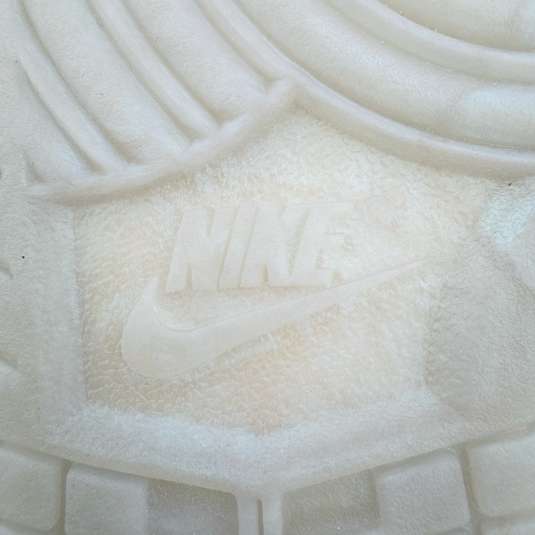 图片[19]-＃YC纯原福利 NK Dunk Low 海盐清拧 FJ7743-194 定制系列天花板 无原鞋不开发 全系列得物原鞋一比一校对开发 配色持续更新中 终端对接 优势输出 全套原厂楦头原纸板数据档案倾力打造 原汁原味莞产 极致还原 圈内最强针车工艺 高端零售指定版 广东原厂配套原盒原标 鞋盒分三个尺码段 原厂冲刀 超高清洁度 全鞋零毛边皮料切割 采用原厂百宏鞋带以及原厂百宏织唛舌标 内标可供原厂几率过验 进口原装条纹中底布 四线拉帮白色点胶 原厂拉帮手法遵循公司 原厂电绣 极致还原 尺码：35.5 36 36.5 37.5 38 38.5 39 40 40.5 41 42 42.5 43 44 44.5 45 46 47.5-选品中心