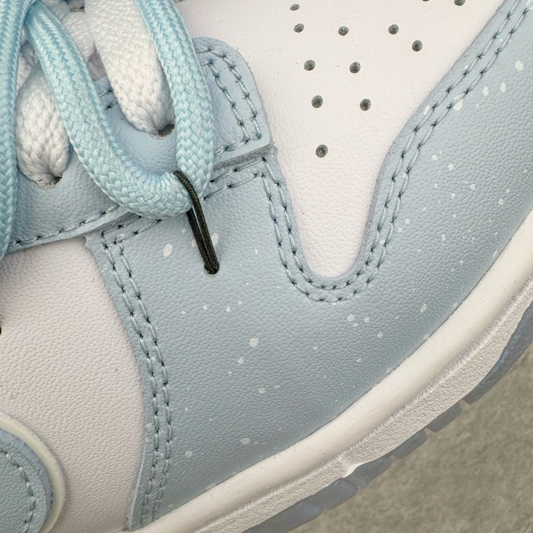 图片[17]-＃YC纯原福利 NK Dunk Low 海盐清拧 FJ7743-194 定制系列天花板 无原鞋不开发 全系列得物原鞋一比一校对开发 配色持续更新中 终端对接 优势输出 全套原厂楦头原纸板数据档案倾力打造 原汁原味莞产 极致还原 圈内最强针车工艺 高端零售指定版 广东原厂配套原盒原标 鞋盒分三个尺码段 原厂冲刀 超高清洁度 全鞋零毛边皮料切割 采用原厂百宏鞋带以及原厂百宏织唛舌标 内标可供原厂几率过验 进口原装条纹中底布 四线拉帮白色点胶 原厂拉帮手法遵循公司 原厂电绣 极致还原 尺码：35.5 36 36.5 37.5 38 38.5 39 40 40.5 41 42 42.5 43 44 44.5 45 46 47.5-选品中心