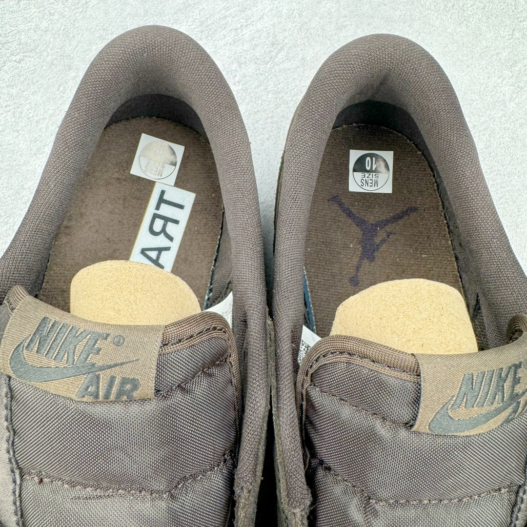 图片[17]-＃Ljr特供 Travis Scott x Air Jordan AJ1 Low OG SP TS联名倒钩9.0低帮 黑棕 DM7688-202 全新改良批次 圈内最强倒钩系列 恪守真诚 承诺混一赔十 高端零售裸鞋圈特供批次 产品品控稳定性领先行业 SZ原厂全套原楦原纸板冲刀磨具开发 原厂皮料加持 原厂港宝加持定型后跟R度完美 同源原厂电绣 鬼脸飞翼针数密度立体效果一致 百分百一致原鞋 原厂拉帮工艺 针距密度一致 后跟弧度收口自然不对折 极致一眼正品既视感 进口玻璃冲刀皮料裁剪零毛边 全鞋电脑针车工艺 品控清洁度最高QC检验标准 免检产品 原厂订购鞋盒、鞋标、防尘纸、鞋撑、鞋带 追求极致的原厂味道 尺码：36 36.5 37.5 38 38.5 39 40 40.5 41 42 42.5 43 44 44.5 45 45.5 46 47.5 48.5-选品中心