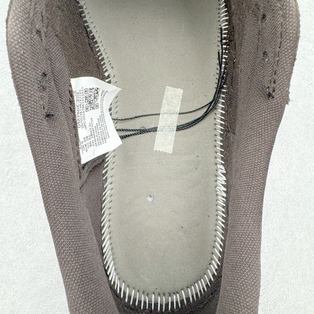 图片[10]-＃Ljr特供 Travis Scott x Air Jordan AJ1 Low OG SP TS联名倒钩9.0低帮 黑棕 DM7688-202 全新改良批次 圈内最强倒钩系列 恪守真诚 承诺混一赔十 高端零售裸鞋圈特供批次 产品品控稳定性领先行业 SZ原厂全套原楦原纸板冲刀磨具开发 原厂皮料加持 原厂港宝加持定型后跟R度完美 同源原厂电绣 鬼脸飞翼针数密度立体效果一致 百分百一致原鞋 原厂拉帮工艺 针距密度一致 后跟弧度收口自然不对折 极致一眼正品既视感 进口玻璃冲刀皮料裁剪零毛边 全鞋电脑针车工艺 品控清洁度最高QC检验标准 免检产品 原厂订购鞋盒、鞋标、防尘纸、鞋撑、鞋带 追求极致的原厂味道 尺码：36 36.5 37.5 38 38.5 39 40 40.5 41 42 42.5 43 44 44.5 45 45.5 46 47.5 48.5-选品中心