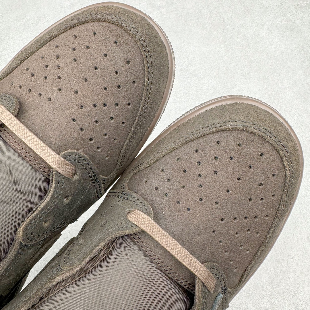 图片[18]-＃Ljr特供 Travis Scott x Air Jordan AJ1 Low OG SP TS联名倒钩9.0低帮 黑棕 DM7688-202 全新改良批次 圈内最强倒钩系列 恪守真诚 承诺混一赔十 高端零售裸鞋圈特供批次 产品品控稳定性领先行业 SZ原厂全套原楦原纸板冲刀磨具开发 原厂皮料加持 原厂港宝加持定型后跟R度完美 同源原厂电绣 鬼脸飞翼针数密度立体效果一致 百分百一致原鞋 原厂拉帮工艺 针距密度一致 后跟弧度收口自然不对折 极致一眼正品既视感 进口玻璃冲刀皮料裁剪零毛边 全鞋电脑针车工艺 品控清洁度最高QC检验标准 免检产品 原厂订购鞋盒、鞋标、防尘纸、鞋撑、鞋带 追求极致的原厂味道 尺码：36 36.5 37.5 38 38.5 39 40 40.5 41 42 42.5 43 44 44.5 45 45.5 46 47.5 48.5-选品中心