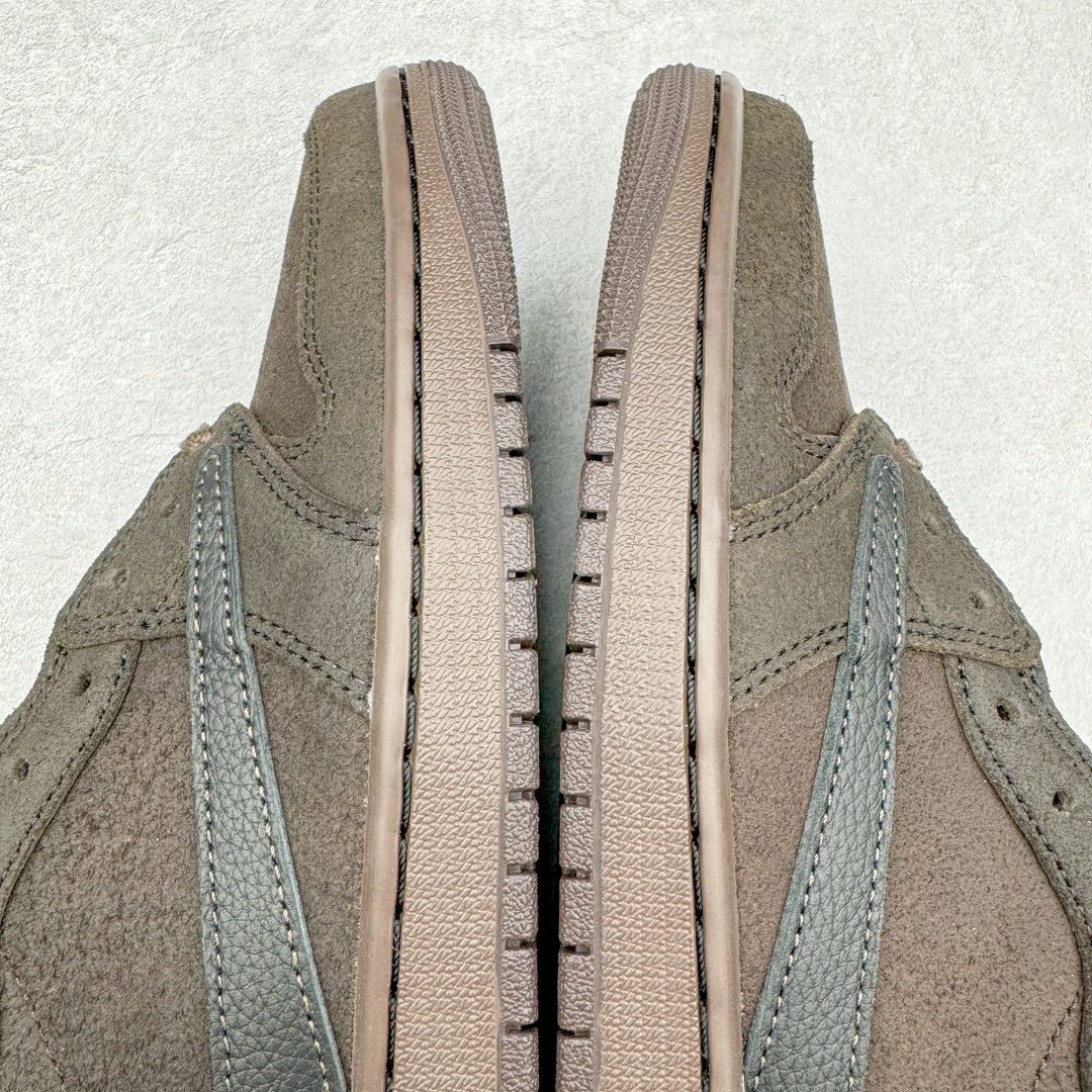 图片[20]-＃Ljr特供 Travis Scott x Air Jordan AJ1 Low OG SP TS联名倒钩9.0低帮 黑棕 DM7688-202 全新改良批次 圈内最强倒钩系列 恪守真诚 承诺混一赔十 高端零售裸鞋圈特供批次 产品品控稳定性领先行业 SZ原厂全套原楦原纸板冲刀磨具开发 原厂皮料加持 原厂港宝加持定型后跟R度完美 同源原厂电绣 鬼脸飞翼针数密度立体效果一致 百分百一致原鞋 原厂拉帮工艺 针距密度一致 后跟弧度收口自然不对折 极致一眼正品既视感 进口玻璃冲刀皮料裁剪零毛边 全鞋电脑针车工艺 品控清洁度最高QC检验标准 免检产品 原厂订购鞋盒、鞋标、防尘纸、鞋撑、鞋带 追求极致的原厂味道 尺码：36 36.5 37.5 38 38.5 39 40 40.5 41 42 42.5 43 44 44.5 45 45.5 46 47.5 48.5-选品中心