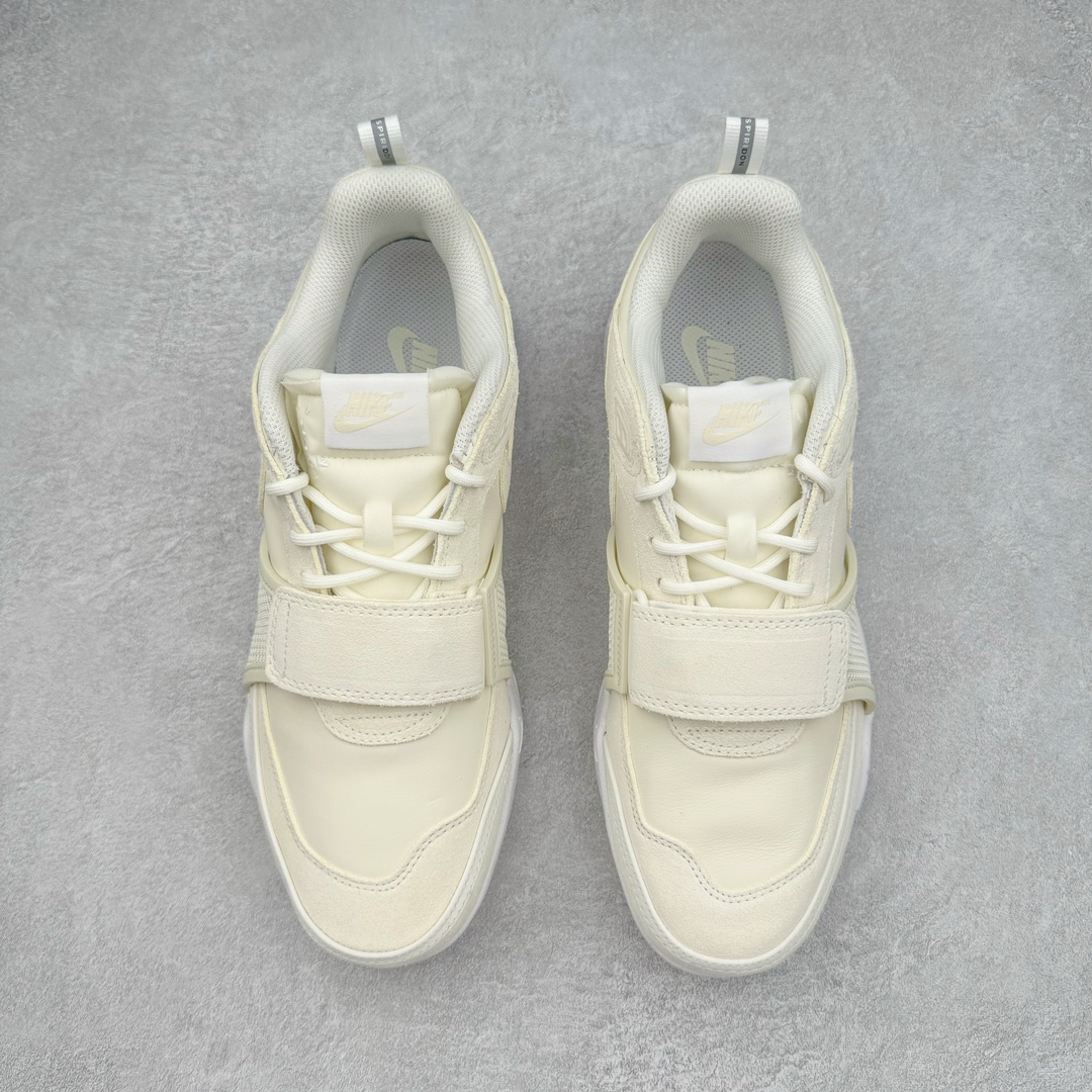 图片[2]-＃S2纯原 Travis Scott x NK Shark-A-Don \\\”Sail\\\” 舒适潮流防滑耐磨低帮生活休闲鞋 TS联名白色 HQ3061-100 Travis Scott 携手NK再度发布令人期待的 “ Shark-A-Don ” ，作为继话题满满的 “ Jumpman Jack ” 之后的又一潮流巅峰之作，这款鞋以全新的鞋型搭配 “ Sail ” 配色惊艳登场，不禁让人好奇它是否还能继续捕获粉丝们的狂热追捧与喜爱。鞋面采用了柔和的米白色调，融合高级皮革与细腻的绒面革材质，整体外观质感满满。设计上，它保留了绑带元素，提升了鞋子的稳固性。重点是这次取消了倒钩元素设计。为了提升透气性，鞋舌和鞋领部分采用了网眼布料。鞋后跟印有 Cactus Jack 的品牌标志和 Travis Scott 的招牌鬼脸 Logo，标签处还设计了 3M 反光细节。而 Swoosh 则巧妙地与 Travis Scott 的个人元素融合在一起。尺码：40 40.5 41 42 42.5 43 44 44.5 45 46 47.5 48.5-选品中心