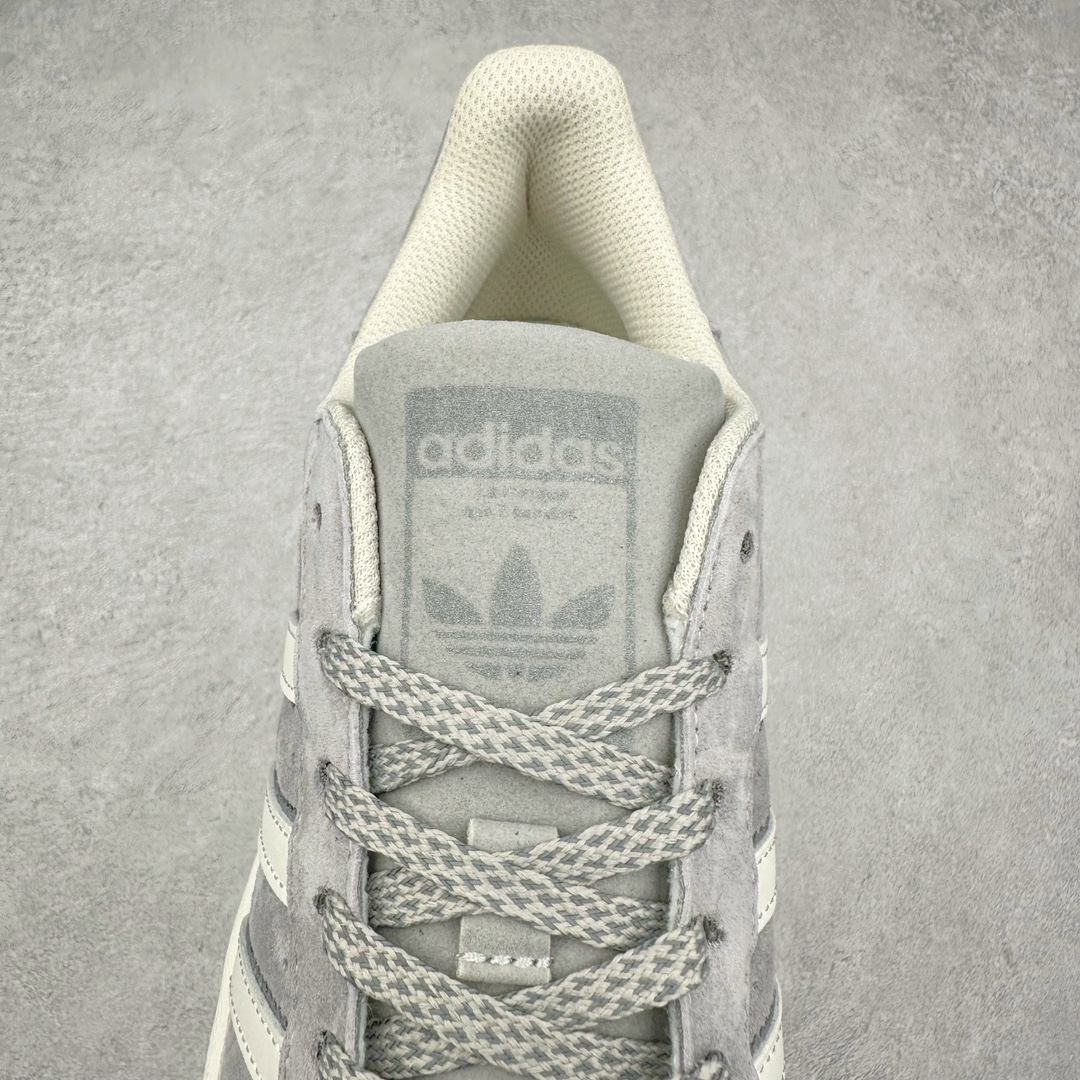 图片[5]-AD Originals Superstar 经典复古贝壳头板鞋 BS0911 诞生于1969年 是第一双将全皮面鞋 身与橡胶鞋头结合在一起的低帮篮球鞋 Superstar最开始 是作为高帮篮球鞋Pro Model的低帮版本而出现的 但因为其独特和醒目的橡胶鞋头造型而让大家熟知 被大家形象地称为\\\”shelltoe\\\”贝壳头 在70年代的美国职业篮球场上 接近3/4的NBA球员都将这双Superstar作为场上用鞋 80年代之后 经过不断的改良和发展 Superstar逐渐成为横跨时装、音乐、街头文化、休闲和运动等各大领域的时尚潮鞋 尺码：36 36.5 37 38 38.5 39 40 40.5 41 42 42.5 43 44 44.5 45-选品中心