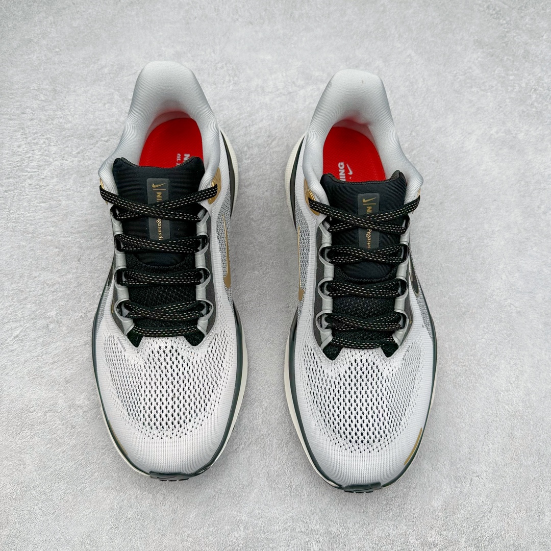 图片[2]-NK Zoom Pegasus 飞马41代马拉松系列网面透气缓震疾速跑鞋 拥有 Zoom Air 一如既往的稳定感和流畅感 鞋面采用工程网眼设计 为特定高热区域营造出色透气性 进一步增加鞋面的穿孔数量 让足部能够快速散热 中足搭配 Flywire 飞线 在高速运动时营造舒适稳定的贴合感 内置Zoon气垫加持 动力十足 货号：HQ3220-100 尺码：36 36.5 37.5 38 38.5 39 40 40.5 41 42 42.5 43 44 44.5 45-选品中心