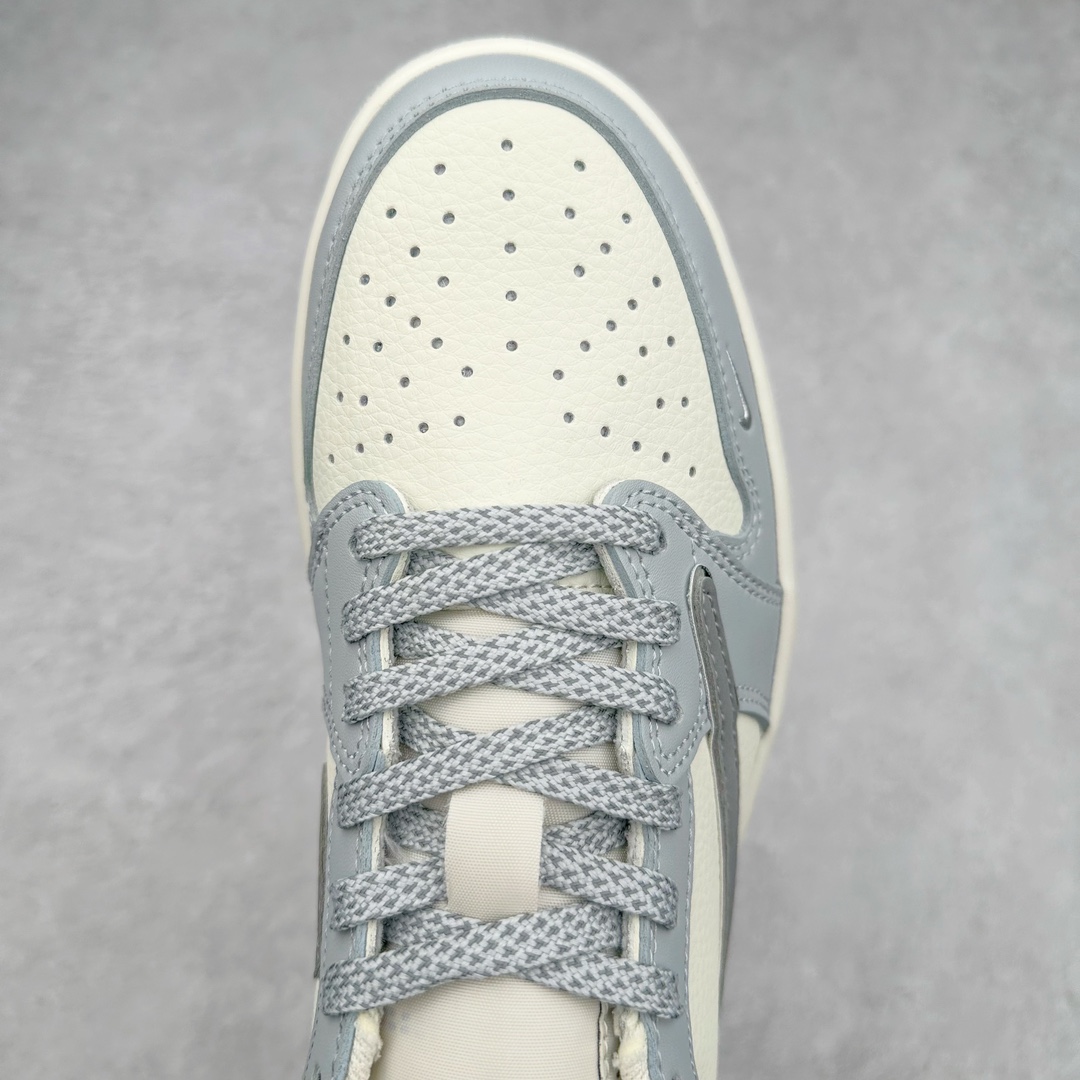 图片[4]-TS x Air Jordan AJ1 Low 倒钩低帮联名定制配色 DM7866-013 原厂内置气垫魔块 A模大底 头层小牛皮 鞋舌AJ原厂专用牛津布+AJ专用反口珍珠布+原厂无杂质高弹内里海棉+特殊封边弹力鞋带 尺码：36 36.5 37.5 38 38.5 39 40 40.5 41 42 42.5 43 44 44.5 45 46 47.5-选品中心