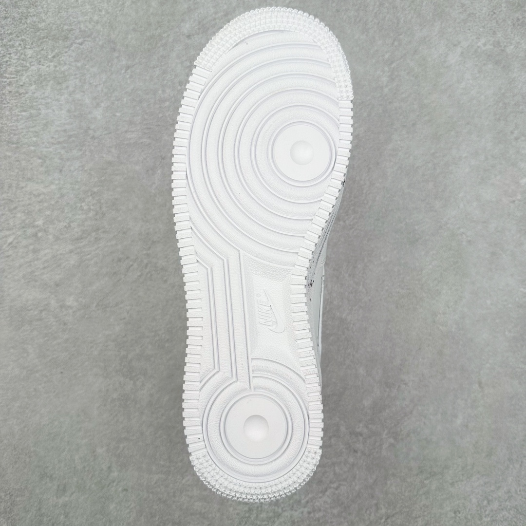 图片[9]-NK Air Force 1´07 Low 空军一号低帮百搭休闲运动板鞋 ZH0316-043 柔软、弹性十足的缓震性能和出色的中底设计 横跨复古与现代的外型结合 造就出风靡全球 三十多年的Force 1 直到今天还深受青睐 尺码：36 36.5 37.5 38 38.5 39 40 40.5 41 42 42.5 43 44 44.5 45-选品中心