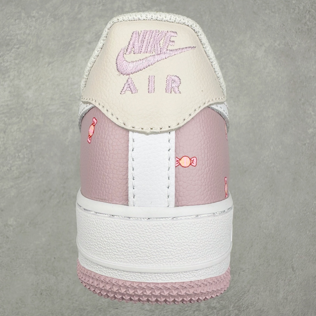 图片[8]-NK Air Force 1´07 Low 空军一号低帮百搭休闲运动板鞋 DB3301-550 柔软、弹性十足的缓震性能和出色的中底设计 横跨复古与现代的外型结合 造就出风靡全球 三十多年的Force 1 直到今天还深受青睐 尺码：36 36.5 37.5 38 38.5 39 40 40.5 41 42 42.5 43 44 44.5 45-选品中心