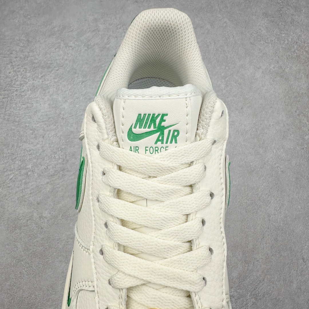 图片[5]-NK Air Force 1´07 Low 空军一号低帮百搭休闲运动板鞋 WA0531-306 柔软、弹性十足的缓震性能和出色的中底设计 横跨复古与现代的外型结合 造就出风靡全球 三十多年的Force 1 直到今天还深受青睐 尺码：36 36.5 37.5 38 38.5 39 40 40.5 41 42 42.5 43 44 44.5 45-选品中心