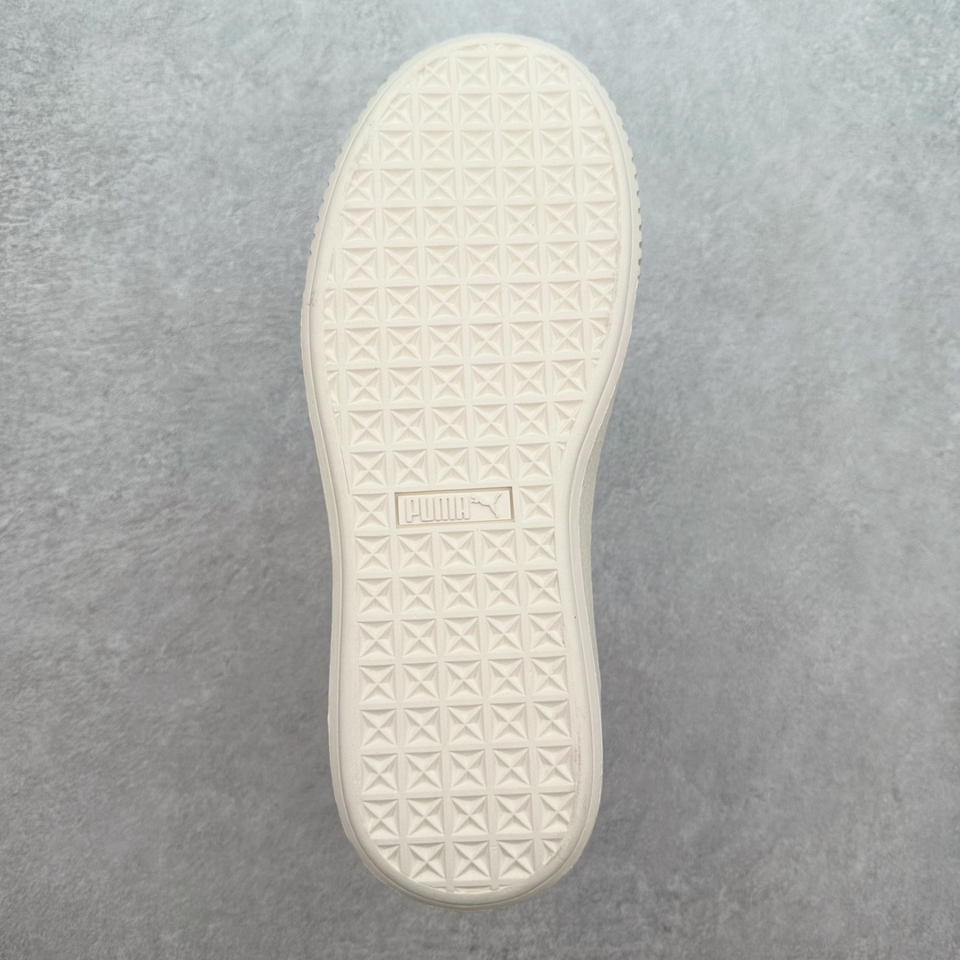 图片[9]-PUMA Suede Platform 彪马三明治厚底金标男女款复古休闲鞋增高运动鞋松糕跟板鞋 整双鞋款以经典的PUMA Suede鞋面为基底 采用高级麂皮材质打造 质感满载 鞋侧的金色烫印PUMA Logo引人瞩目 时尚有型 特色之一的加厚橡胶鞋底 让你默默长高3公分 以品牌经典的 Suede 为设计原型 耀眼奢华个性十足 超多明星、博主都在穿 尺码：36 36.5 37 37.5 38 38.5 39 40 40.5 41 42 42.5 43 44 45-选品中心