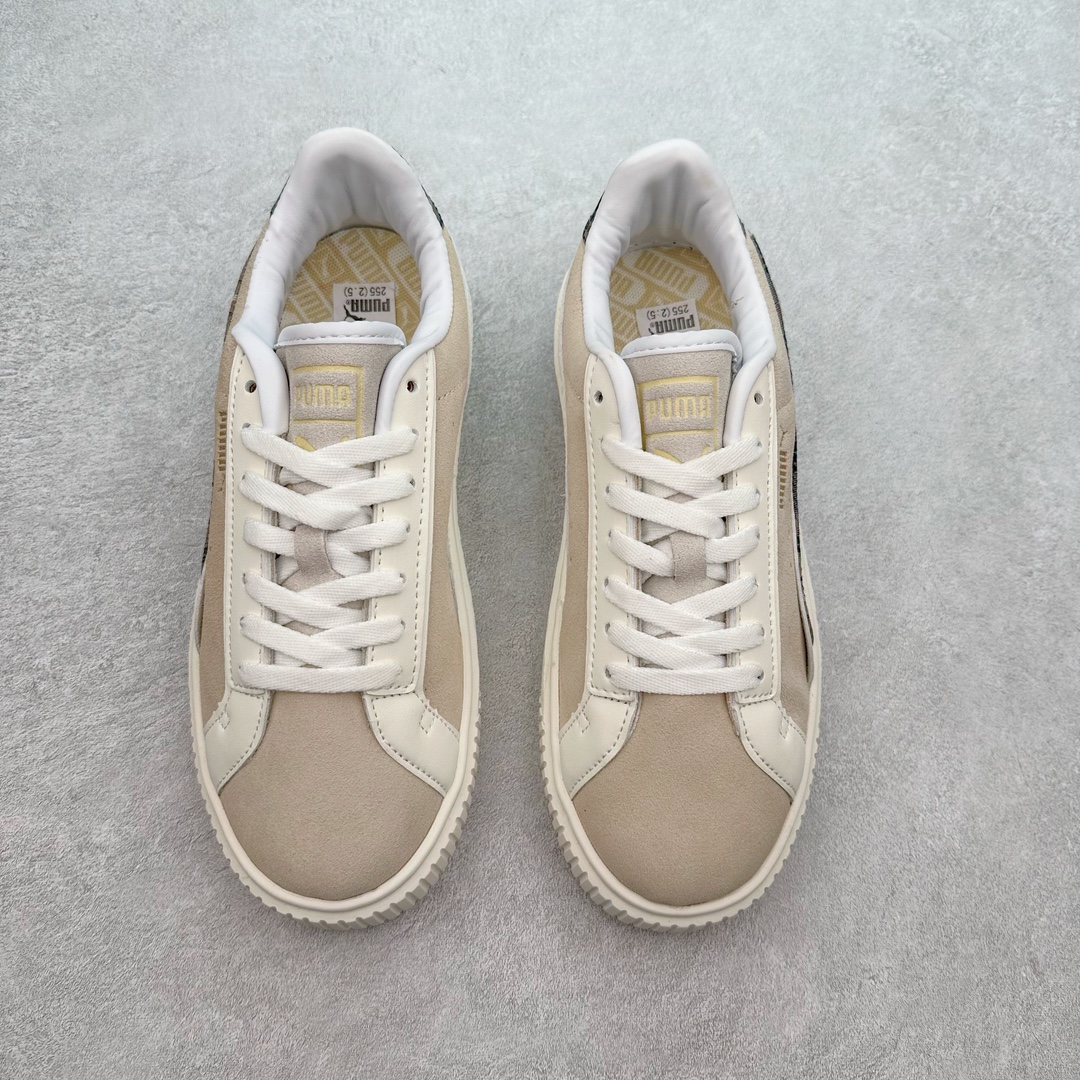 图片[2]-PUMA Suede Platform 彪马三明治厚底金标男女款复古休闲鞋增高运动鞋松糕跟板鞋 整双鞋款以经典的PUMA Suede鞋面为基底 采用高级麂皮材质打造 质感满载 鞋侧的金色烫印PUMA Logo引人瞩目 时尚有型 特色之一的加厚橡胶鞋底 让你默默长高3公分 以品牌经典的 Suede 为设计原型 耀眼奢华个性十足 超多明星、博主都在穿 尺码：36 36.5 37 37.5 38 38.5 39 40 40.5 41 42 42.5 43 44 45-选品中心