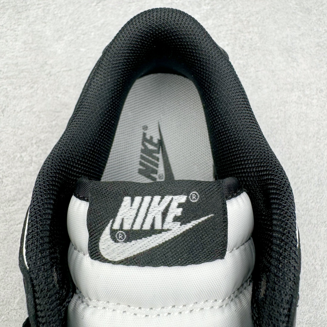 图片[13]-＃VT特价福利 NK Dunk Low Retro 黑白熊猫 DD1391-100/DD1503-101 全码福利开炸 长期补货价格一步到位 实力大厂出品 新配色陆续开发 利润个位数只为口碑 全套原纸板楦头开发 确保原汁原味 完美呈现DUNK版型 一比一鞋头弧度高度鞋身弧度 此版本只针对中端市场 皮料材质有所更替 其他数据细节工艺流程均保持一致 绝不口嗨 细节品控鞋型随意对比 独家私模官方第六代原厂航空铝磨具打磨大底 鞋头坡度极致还原 无解鞋型 原盒原配 圈内天花板工艺 原厂玻璃冲刀 超高清洁度 全鞋零毛边皮料切割 原厂中底布点胶 中底布拉帮走线遵循公司 尺码：35.5 36 36.5 37.5 38 38.5 39 40 40.5 41 42 42.5 43 44 44.5 45 46 47.5-选品中心