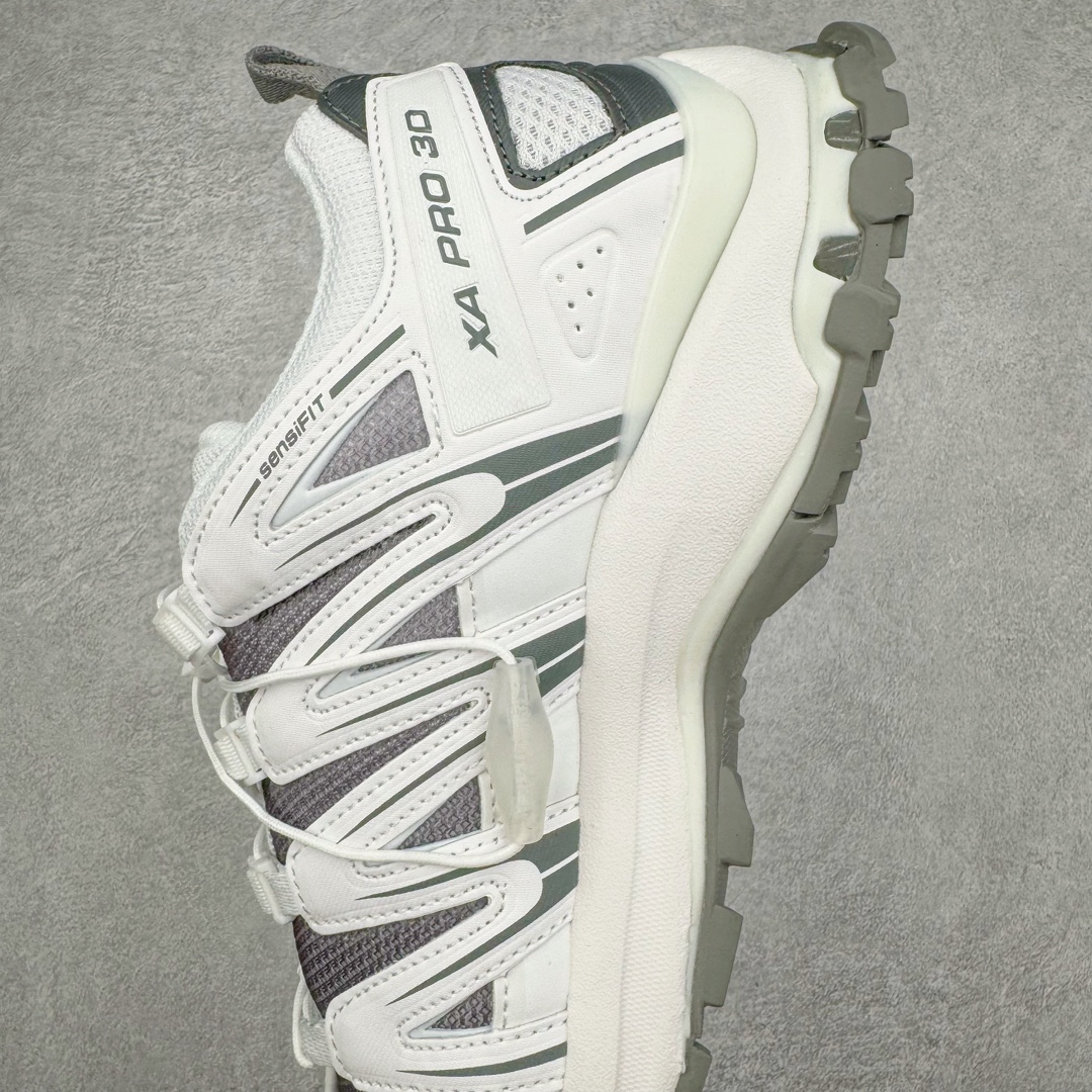 图片[7]-＃B版 SALOMON XA Pro 3D ADV 萨洛蒙潮流越野机能户外功能鞋 纯原外贸平台特供订单 耗时半年巨作 全套原纸板楦头开发 原厂特供网布配套加持 确保原汁原味 完美呈现版型 原档数据独家私模五层组合大底 原装Ortholite轻量化鞋垫 中底布带钢印编号 原厂TPU锁扣 进口港宝加持 后跟自然饱满 还原公司包裹性 鞋面采用SENSIFT贴合技术 全方位贴合包裹脚型 鞋跟部鞋底牵引设计 提供强大的抓地性能 更适应野外崎岖不平的道路 其3D ADVANCED CHASSIS底盘 材料轻量大化 钉齿设计更具稳定性 防护性 鞋底易磨损区运用CONTAGRIP高耐磨材料 应对城市硬质路面长距离跑考验 尺码：36 36.5 37.5 38 38.5 39 40 40.5 41 42 42.5 43 44 44.5 45 46.5-选品中心