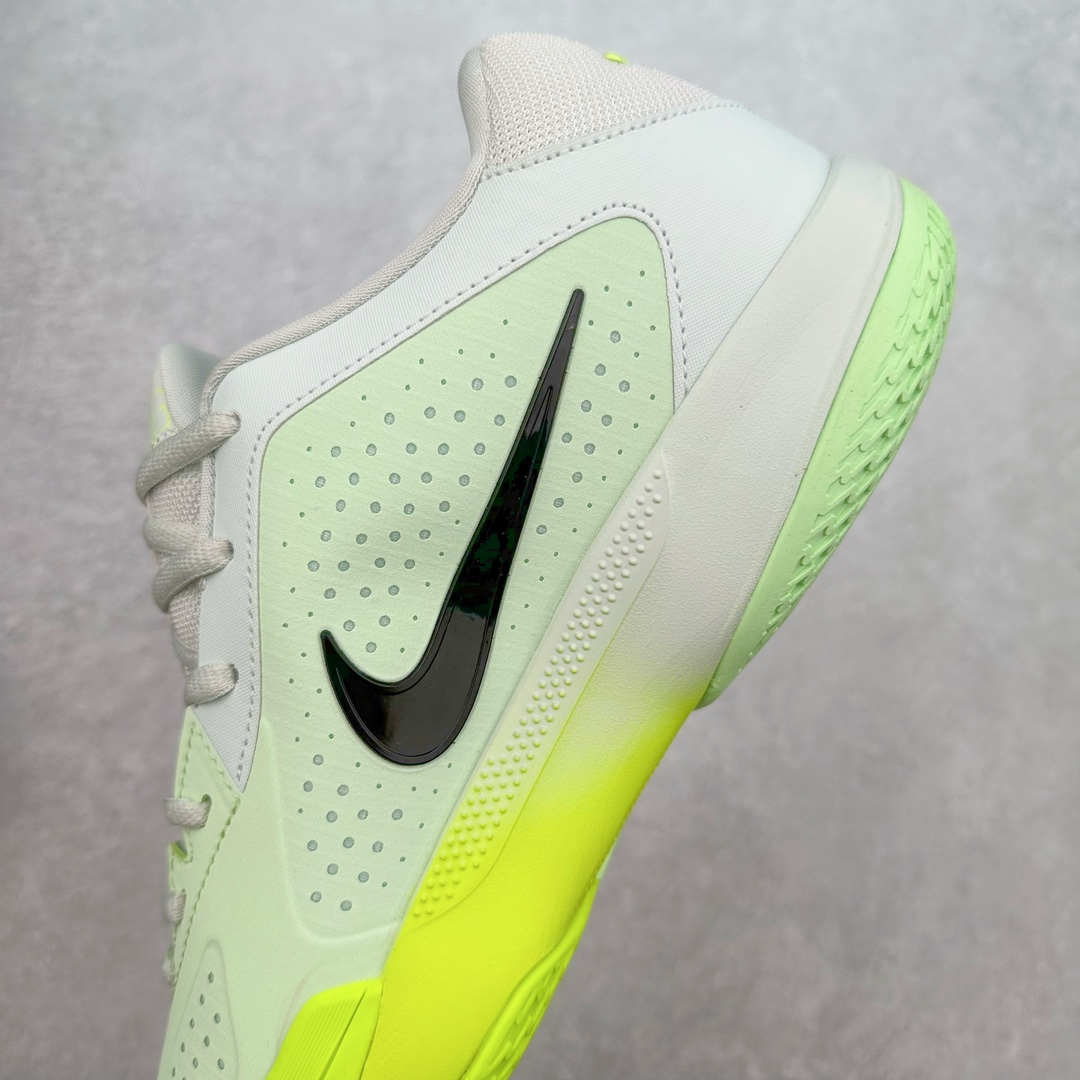 图片[7]-NK Air Zoom G.T. Cut Academy EP GT男/女篮球鞋 HF0231-300 NK首度推出G.T. Cut 系列的平价款式G.T. Cut Academy，外型维持一贯的流线型设计。不同价格的款式，让不同需求的球友也能入手适合自己的球鞋。足底出色抓地设计，助你瞬息急停，随意变速，轻松摆脱对手，驰骋赛场。匠心底纹从后跟延伸至鞋头，铸就急起急停的强劲抓地表现，助力实现侧向突破和快速移步。鞋款采用出众回弹设计，为切入、转向和移步篮筐提供出色的能量回馈。回弹性能带来弹力充沛的迈步体验，让你爆发疾速。前足搭载 Zoom Air 缓震配置，助你在赛事升温之际迅猛出击。足底缓震配置带来舒适比赛体验。中底搭载厚实泡绵，营造非凡舒适的支撑感受。该鞋款可轻松驾驭坚硬地面，助力鏖战。尺码：36 36.5 37.5 38 38.5 39 40 40.5 41 42 42.5 43 44 44.5 45 46-选品中心