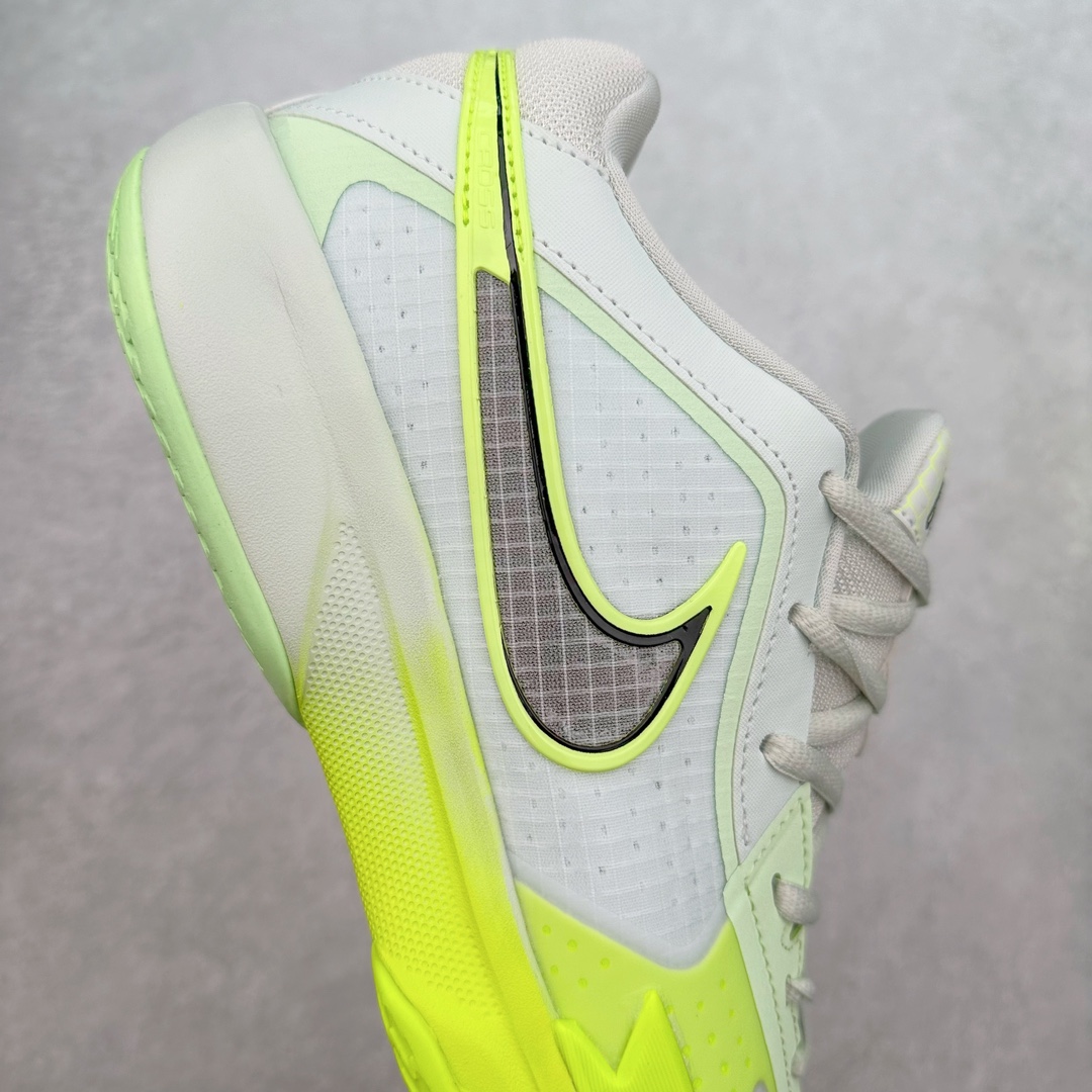 图片[6]-NK Air Zoom G.T. Cut Academy EP GT男/女篮球鞋 HF0231-300 NK首度推出G.T. Cut 系列的平价款式G.T. Cut Academy，外型维持一贯的流线型设计。不同价格的款式，让不同需求的球友也能入手适合自己的球鞋。足底出色抓地设计，助你瞬息急停，随意变速，轻松摆脱对手，驰骋赛场。匠心底纹从后跟延伸至鞋头，铸就急起急停的强劲抓地表现，助力实现侧向突破和快速移步。鞋款采用出众回弹设计，为切入、转向和移步篮筐提供出色的能量回馈。回弹性能带来弹力充沛的迈步体验，让你爆发疾速。前足搭载 Zoom Air 缓震配置，助你在赛事升温之际迅猛出击。足底缓震配置带来舒适比赛体验。中底搭载厚实泡绵，营造非凡舒适的支撑感受。该鞋款可轻松驾驭坚硬地面，助力鏖战。尺码：36 36.5 37.5 38 38.5 39 40 40.5 41 42 42.5 43 44 44.5 45 46-选品中心