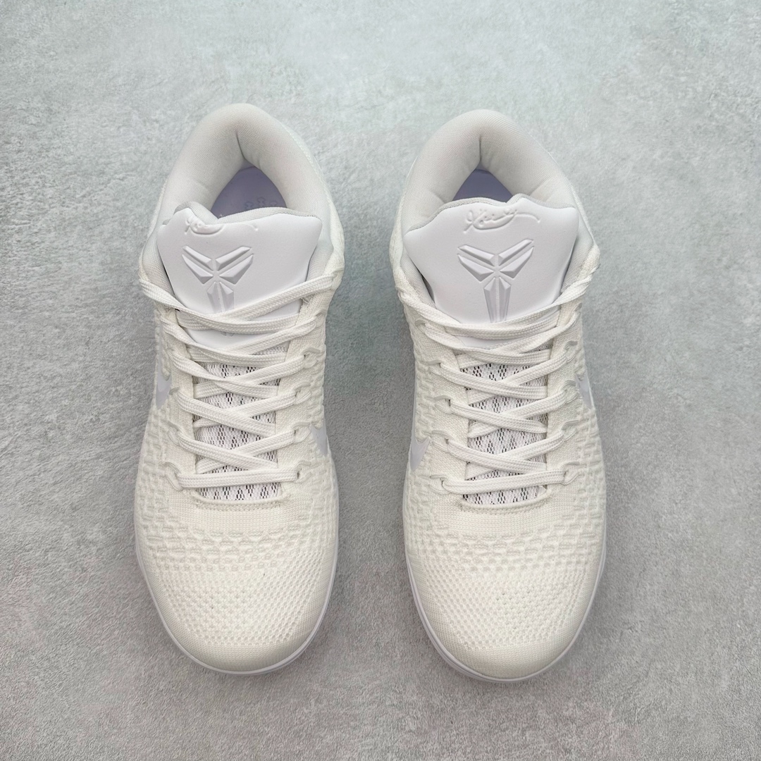 图片[2]-NK Kobe 9 Elite Protro 科比九代精英款低帮实战篮球鞋 FZ7334-100 设计灵感中与以往几代的耐克 ZOOM KOBE 系列一样，加入了签名，密码，碳板这些元素，在表达它的主人身份的同时，也显示了自己的与众不同。鞋后跟的九条红色代表的则是科比接受跟腱修复手术后的伤疤，象征了科比坚韧的赛场性格。此外，耐克Kobe 9 Elite也用到了耐克最新的 Flyknit科技，在使 耐克Kobe 9 Elite更加轻盈的同时，也变得更有支撑性与耐用性。鞋身两侧以及经常弯折的区域采用的则是更紧密的连接方式。看似夸张的超高帮设计并不会在实战中影响脚的感受，其完美的包裹性并没有降低耐克Kobe 9 Elite本身的灵活性。再夸张的动作，鞋面都会紧紧包裹脚部，丝毫不会影响发挥。尺码：40 40.5 41 42 42.5 43 44 44.5 45 46-选品中心