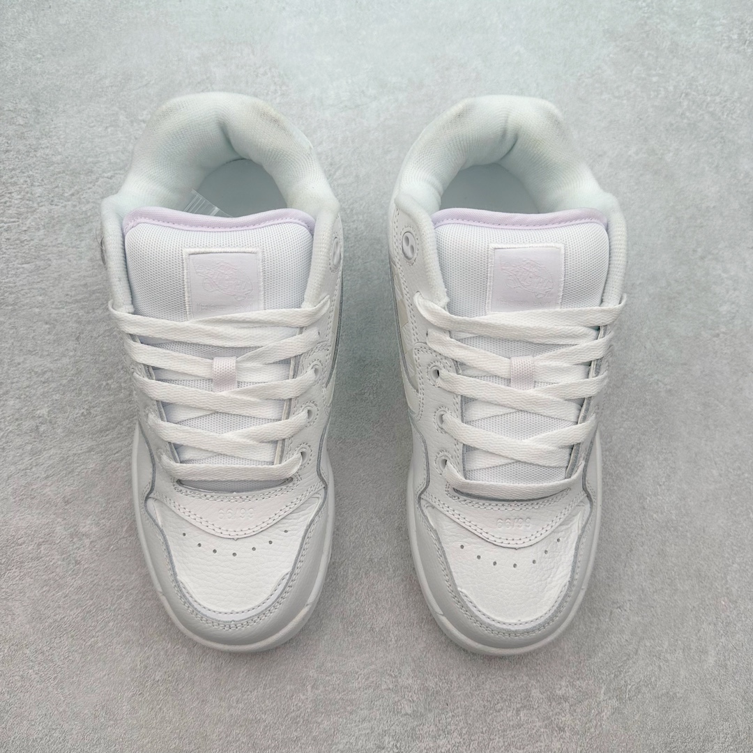 图片[2]-Vans Rowley XLT 系列 范斯官方 减震耐磨复古滑板鞋 Vans 不断坚持延续滑板文化。本次系列以 Rowley XLT 为设计载体，深挖复古元素，推出 Vans Rowley XLT 系列，向滑板文化的致敬。鞋款在设计上，融合了品牌的标志性风格和滑板属性，在为滑板爱好者提供了更加舒适、稳定的滑行体验的同时，也呈现出独特的风格。 尺码：35-45（36.5 38.5 40.5 42.5）正常码-选品中心