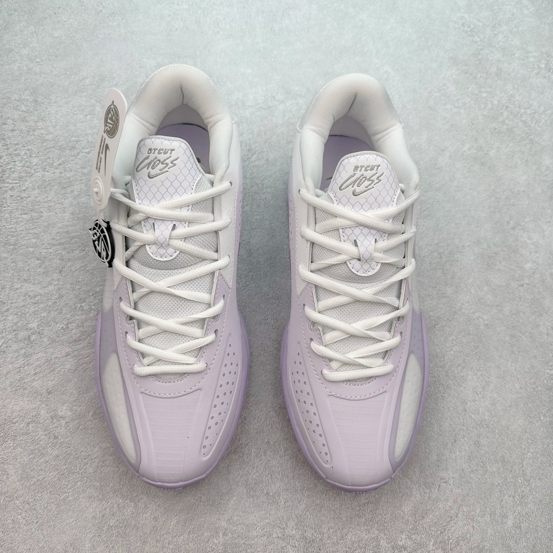 图片[2]-NK Air Zoom G.T. Cut Academy EP GT男/女篮球鞋 HF0231-100 NK首度推出G.T. Cut 系列的平价款式G.T. Cut Academy，外型维持一贯的流线型设计。不同价格的款式，让不同需求的球友也能入手适合自己的球鞋。足底出色抓地设计，助你瞬息急停，随意变速，轻松摆脱对手，驰骋赛场。匠心底纹从后跟延伸至鞋头，铸就急起急停的强劲抓地表现，助力实现侧向突破和快速移步。鞋款采用出众回弹设计，为切入、转向和移步篮筐提供出色的能量回馈。回弹性能带来弹力充沛的迈步体验，让你爆发疾速。前足搭载 Zoom Air 缓震配置，助你在赛事升温之际迅猛出击。足底缓震配置带来舒适比赛体验。中底搭载厚实泡绵，营造非凡舒适的支撑感受。该鞋款可轻松驾驭坚硬地面，助力鏖战。尺码：36 36.5 37.5 38 38.5 39 40 40.5 41 42 42.5 43 44 44.5 45 46-选品中心