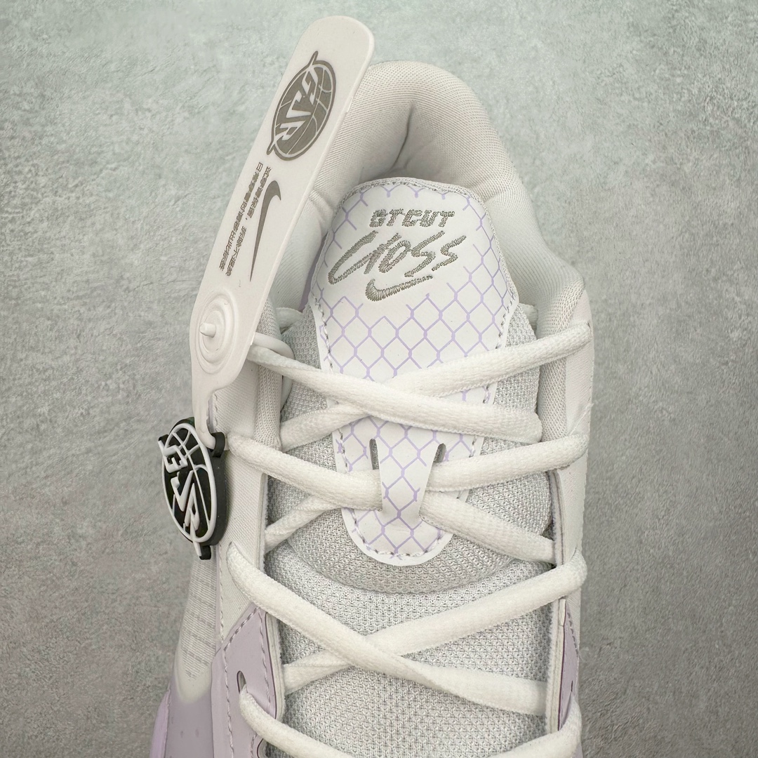 图片[5]-NK Air Zoom G.T. Cut Academy EP GT男/女篮球鞋 HF0231-100 NK首度推出G.T. Cut 系列的平价款式G.T. Cut Academy，外型维持一贯的流线型设计。不同价格的款式，让不同需求的球友也能入手适合自己的球鞋。足底出色抓地设计，助你瞬息急停，随意变速，轻松摆脱对手，驰骋赛场。匠心底纹从后跟延伸至鞋头，铸就急起急停的强劲抓地表现，助力实现侧向突破和快速移步。鞋款采用出众回弹设计，为切入、转向和移步篮筐提供出色的能量回馈。回弹性能带来弹力充沛的迈步体验，让你爆发疾速。前足搭载 Zoom Air 缓震配置，助你在赛事升温之际迅猛出击。足底缓震配置带来舒适比赛体验。中底搭载厚实泡绵，营造非凡舒适的支撑感受。该鞋款可轻松驾驭坚硬地面，助力鏖战。尺码：36 36.5 37.5 38 38.5 39 40 40.5 41 42 42.5 43 44 44.5 45 46-选品中心