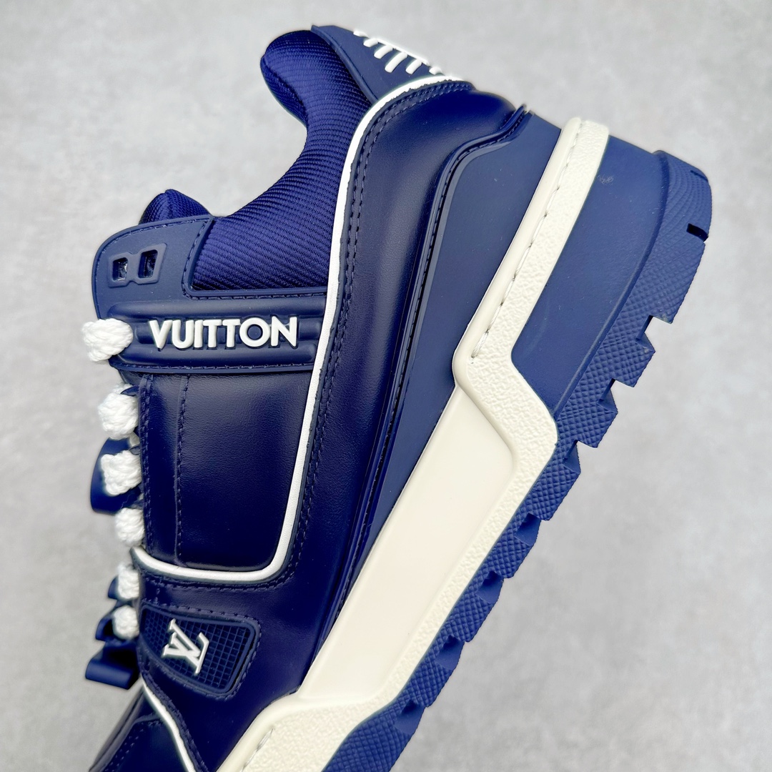 图片[7]-lv Trainer Maxi 小胖丁系列面包鞋 驴牌23S时尚走秀款 原版购入开发历时半年开发打造 原版完美楦型 多次调试 达到还原99% 鞋面独家订制细柔小牛皮 厚实织物鞋带 独家私模超轻TPU大底 原配扣子串珠 正确原装黄色鞋盒 正确中底印花 鞋面印花3D高频深度立体 全鞋电脑针车 紧密相连 针距密度一致 皮面裁剪部位 统一油边封口工艺 备受瞩目火热面包鞋再次拉满流量 各地网红上脚 立体饱满的彩色面包鞋身 超大版型重新诠释了 Virgil Abloh大热lv运动时装鞋 完美增高5CM Size 36 37 38 39 40 41 42 43 44 45-选品中心