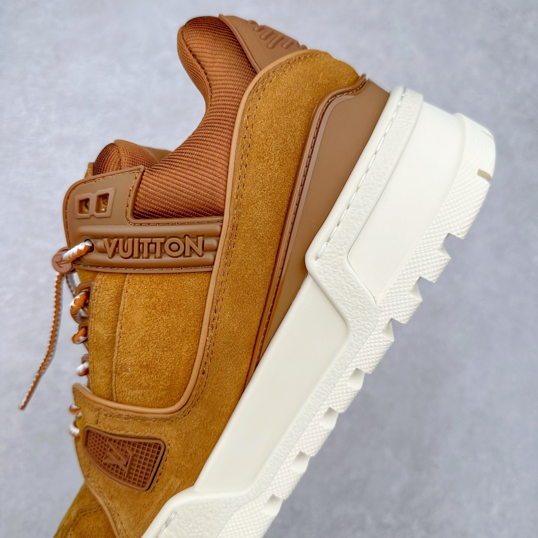 图片[7]-lv Trainer Maxi 小胖丁系列面包鞋 驴牌23S时尚走秀款 原版购入开发历时半年开发打造 原版完美楦型 多次调试 达到还原99% 鞋面独家订制细柔小牛皮 厚实织物鞋带 独家私模超轻TPU大底 原配扣子串珠 正确原装黄色鞋盒 正确中底印花 鞋面印花3D高频深度立体 全鞋电脑针车 紧密相连 针距密度一致 皮面裁剪部位 统一油边封口工艺 备受瞩目火热面包鞋再次拉满流量 各地网红上脚 立体饱满的彩色面包鞋身 超大版型重新诠释了 Virgil Abloh大热lv运动时装鞋 完美增高5CM Size 36 37 38 39 40 41 42 43 44 45-选品中心