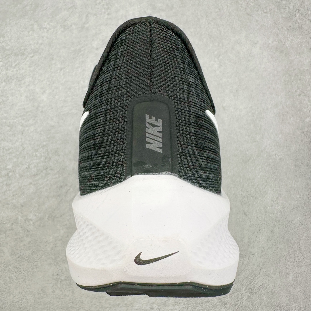 图片[8]-＃纯原福利 NK Zoom Pegasus 飞马40代马拉松系列网面透气缓震疾速跑鞋 九针眼网纱透气缓震疾速跑鞋 焕新升级 助力攻克湿滑的跑步征程 外底设计结合凹槽 铸就非凡抓地力 粘性橡胶助力提供非凡抓地力 合成材质与织物包覆双足 营造如袜子般透气舒适的穿着体验 传统鞋带系统易于调节 塑就个性化贴合体验 尺码：36 36.5 37.5 38 38.5 39 40 40.5 41 42 42.5 43 44 44.5 45-选品中心