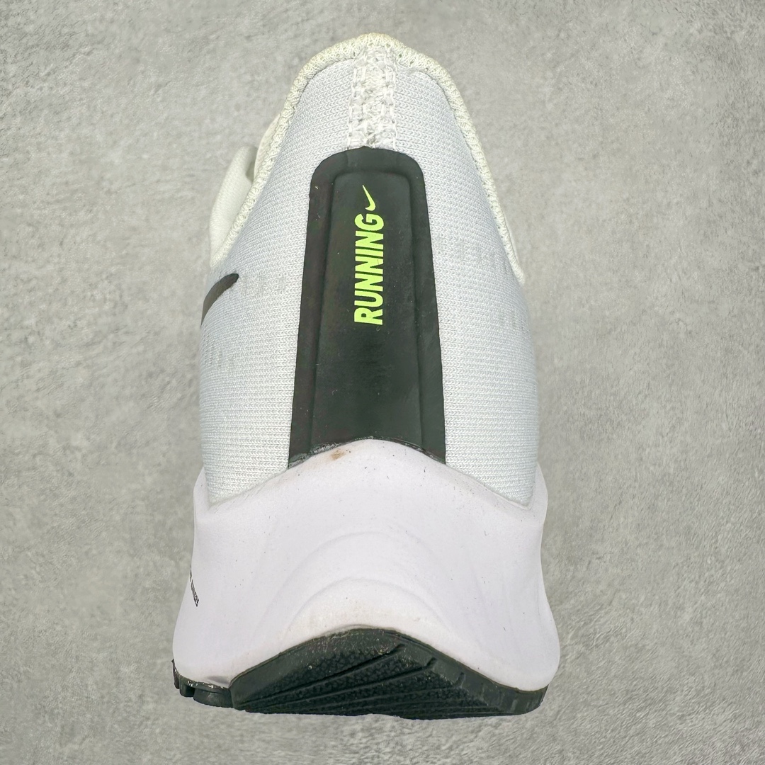 图片[8]-＃纯原福利 NK Zoom Pegasus 飞马39代马拉松系列网面透气缓震疾速跑鞋 九针眼网纱透气缓震疾速跑鞋 焕新升级 助力攻克湿滑的跑步征程 外底设计结合凹槽 铸就非凡抓地力 粘性橡胶助力提供非凡抓地力 合成材质与织物包覆双足 营造如袜子般透气舒适的穿着体验 传统鞋带系统易于调节 塑就个性化贴合体验 尺码：36 36.5 37.5 38 38.5 39 40 40.5 41 42 42.5 43 44 44.5 45-选品中心