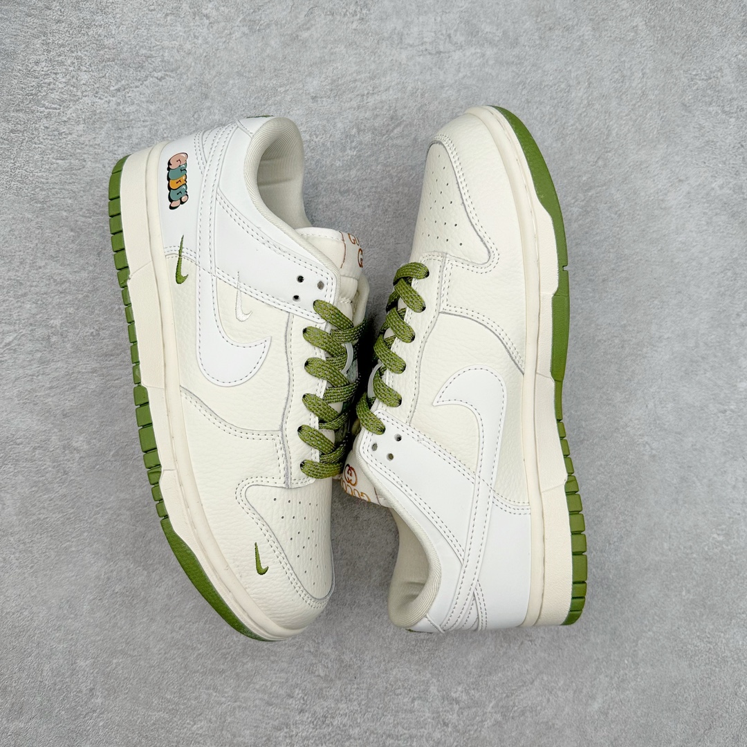 图片[3]-NK Dunk Low 定制配色 FC1688-142 大厂出品 极力推荐 原装头层材料 独家版型蒸餾加工帶來的是更好的视觉和脚感体验大厂纯原品质出货 清洁度 电绣工艺 皮料切割干净无任何毛边 细节完美 尺码：36 36.5 37.5 38 38.5 39 40 40.5 41 42 42.5 43 44 44.5 45 46 47.5-选品中心