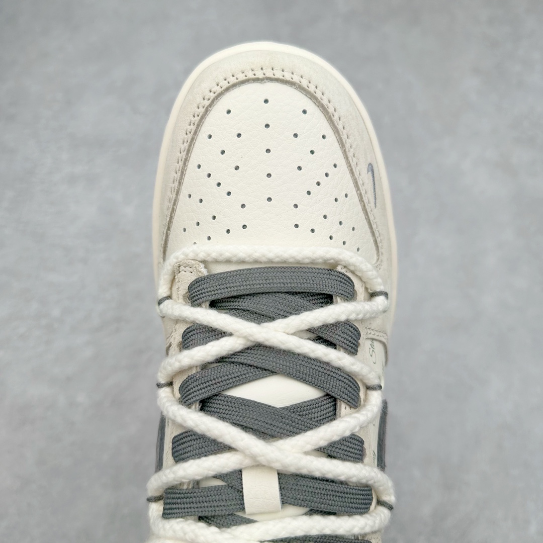 图片[4]-NK Dunk Low 定制配色SJ2068-280 大厂出品 极力推荐 原装头层材料 独家版型蒸餾加工帶來的是更好的视觉和脚感体验大厂纯原品质出货 清洁度 电绣工艺 皮料切割干净无任何毛边 细节完美 尺码：36 36.5 37.5 38 38.5 39 40 40.5 41 42 42.5 43 44 44.5 45 46 47.5-选品中心