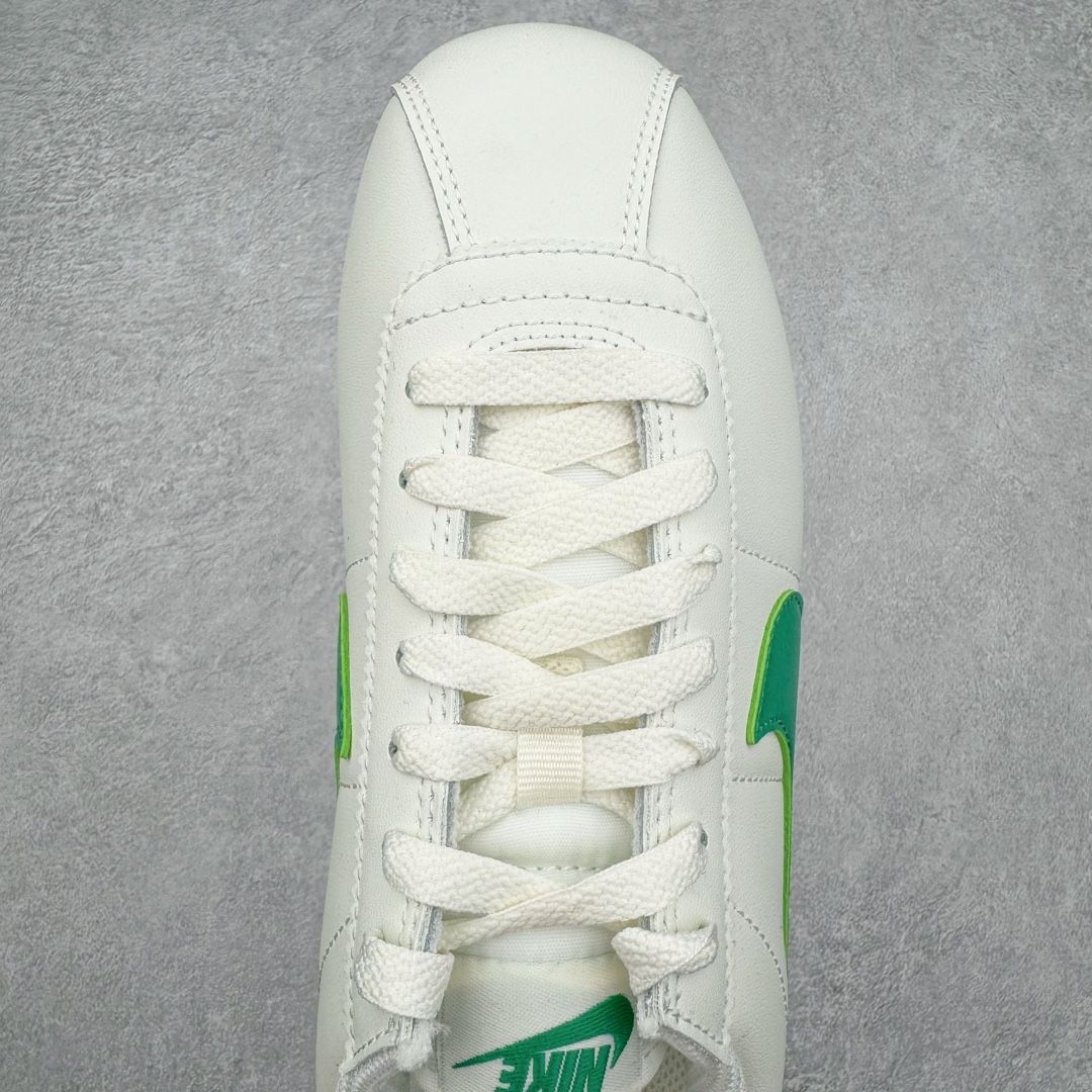 图片[4]-＃JC纯原 NK Classic Cortez Leather 阿甘复古初代皮革慢跑鞋 DM4044-104 实体平台指令订单 全套原纸板楦头开发 原厂数据大底磨具 一比一鞋头弧度高度鞋身弧度 细节品控鞋型随意对比 正确烫金高频细节 公司级标准检验QC 区分市面一切版本 完美复刻阿甘复古鞋型 尺码：35.5 36 36.5 37.5 38 38.5 39 40 40.5 41 42 42.5 43 44 45-选品中心