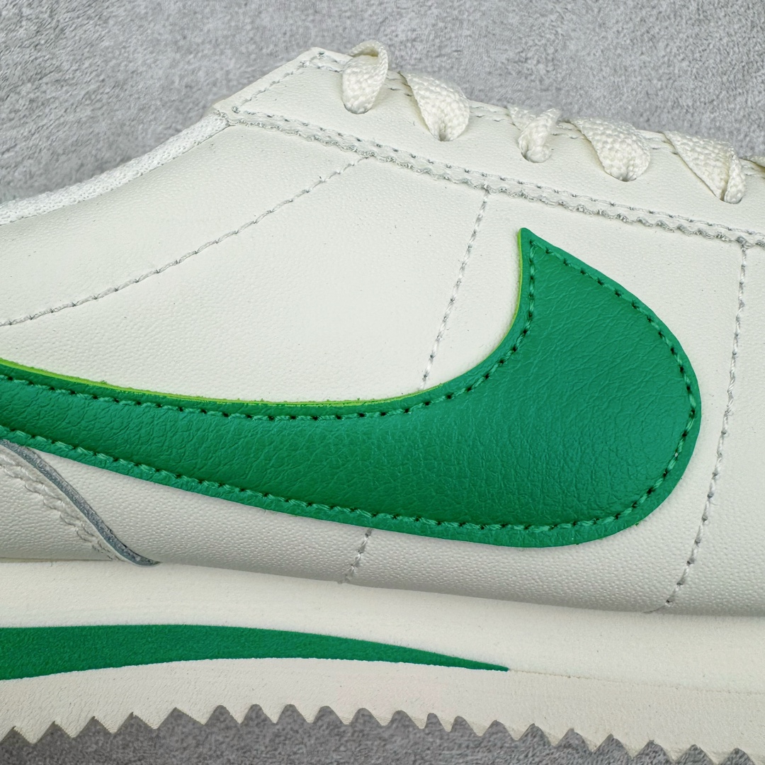 图片[13]-＃JC纯原 NK Classic Cortez Leather 阿甘复古初代皮革慢跑鞋 DM4044-104 实体平台指令订单 全套原纸板楦头开发 原厂数据大底磨具 一比一鞋头弧度高度鞋身弧度 细节品控鞋型随意对比 正确烫金高频细节 公司级标准检验QC 区分市面一切版本 完美复刻阿甘复古鞋型 尺码：35.5 36 36.5 37.5 38 38.5 39 40 40.5 41 42 42.5 43 44 45-选品中心