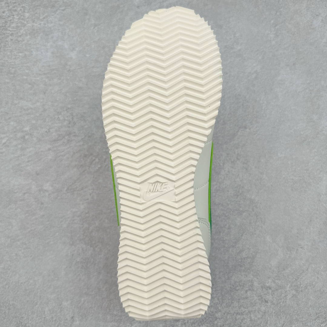 图片[9]-＃JC纯原 NK Classic Cortez Leather 阿甘复古初代皮革慢跑鞋 DM4044-104 实体平台指令订单 全套原纸板楦头开发 原厂数据大底磨具 一比一鞋头弧度高度鞋身弧度 细节品控鞋型随意对比 正确烫金高频细节 公司级标准检验QC 区分市面一切版本 完美复刻阿甘复古鞋型 尺码：35.5 36 36.5 37.5 38 38.5 39 40 40.5 41 42 42.5 43 44 45-选品中心