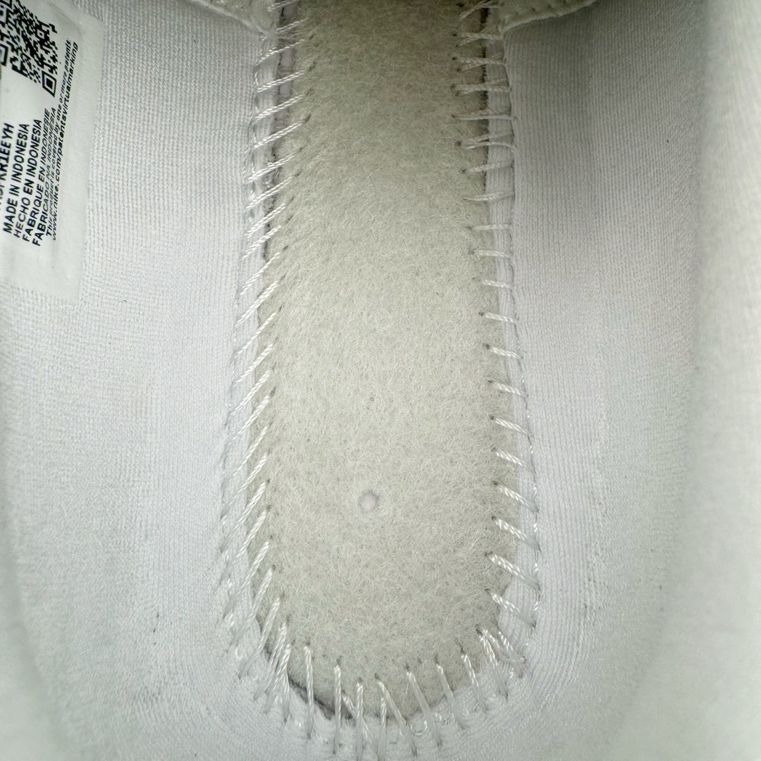 图片[10]-＃JC纯原 NK Classic Cortez Leather 阿甘复古初代皮革慢跑鞋 FB6877-100 实体平台指令订单 全套原纸板楦头开发 原厂数据大底磨具 一比一鞋头弧度高度鞋身弧度 细节品控鞋型随意对比 正确烫金高频细节 公司级标准检验QC 区分市面一切版本 完美复刻阿甘复古鞋型 尺码：35.5 36 36.5 37.5 38 38.5 39 40 40.5 41 42 42.5 43 44 45-选品中心