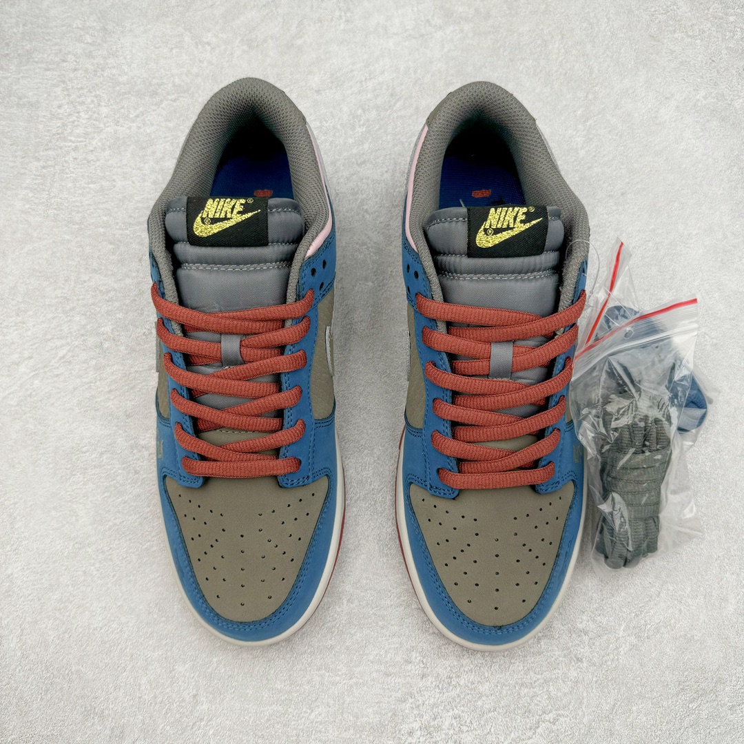 图片[2]-＃S2纯原 NK Dunk Low NO.205 黑神话悟空 祥云龙纹 游戏主题 解构复古减震耐磨轻便低帮板鞋 男女同款 米蓝黑 FB8895-601 灵感来源以黑神话悟空为主题 蓝黑金的配色搭配 加上金色勾子解构设计 祥云和龙纹图案 简约又百搭 要说最近最为热议的网络话题 非「黑神话：悟空」莫属了 这个里程碑式的国产3A游戏大作 已经完全出圈 而「黑神话：悟空」主题的球鞋 也悄悄然的浮出水面 一直热衷于球鞋概念画创作的创意艺术家 @nobrainer.psd 将他对于「黑神话：悟空」的理解 以球鞋为载体进行了诠释 他选用了游戏中的主角造型为主题 基于NK SB DunkLow 鞋型进行创作 不仅选取了服装色调营造游戏氛围 金色的Swoosh 加上祥云、龙纹的装饰 还真颇有一番滋味 尺码：35.5 36 36.5 37.5 38 38.5 39 40 40.5 41 42 42.5 43 44 44.5 45 46 47.5-选品中心