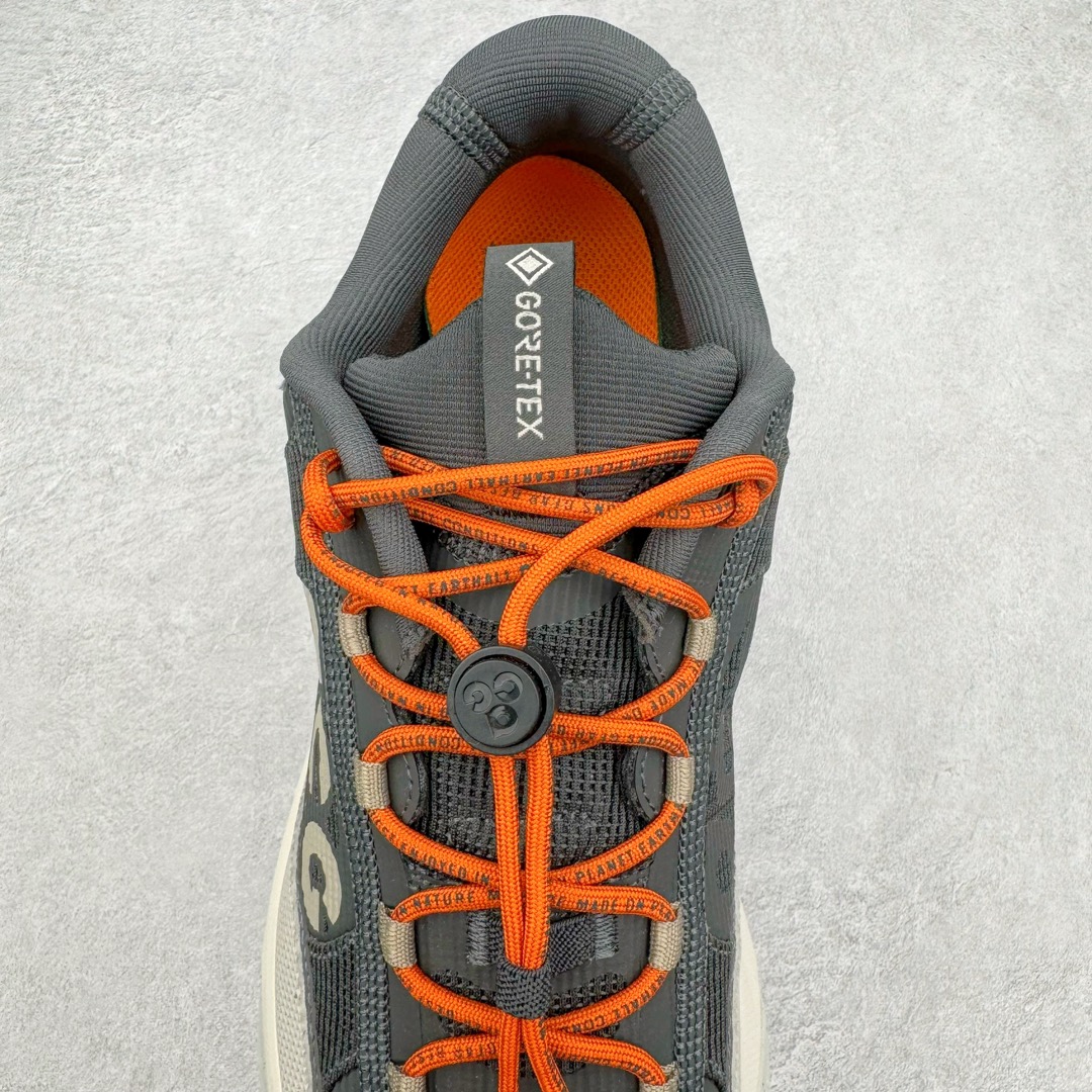 图片[5]-＃AW纯原 NK ACG Mountain Fly 2 Low GTX 复古潮流户外登山鞋防水慢跑鞋 HF6245-002全新来袭 该款沿袭前代高帮版型的设计传统 轻盈鞋面结合灵巧的脚踝包裹设计 为双足打造出一体化的舒适脚感 助力轻松畅行 中底融入柔软的React泡棉与Vaporfiy 科技 让你在岩石小径徒步时也像行走在都市般轻松舒适 粘性橡胶大底铸就了攀岩级别的出众抓地力 助你从容面对各种环境挑战 尺码：36 36.5 37.5 38 38.5 39 40 40.5 41 42 42.5 43 44 44.5 45 46-选品中心