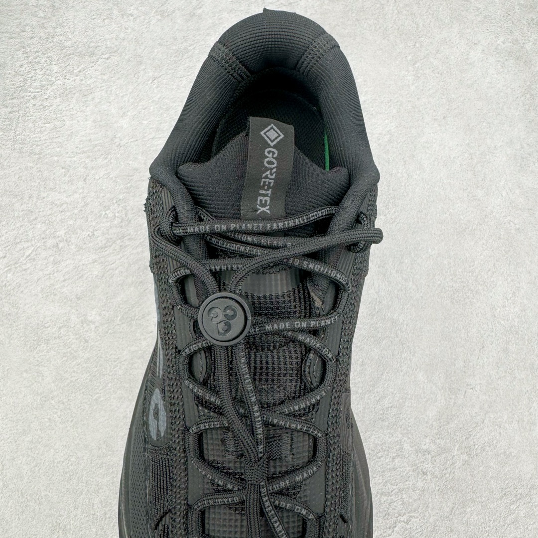 图片[5]-＃AW纯原 NK ACG Mountain Fly 2 Low GTX 复古潮流户外登山鞋防水慢跑鞋 HF6245-001 全新来袭 该款沿袭前代高帮版型的设计传统 轻盈鞋面结合灵巧的脚踝包裹设计 为双足打造出一体化的舒适脚感 助力轻松畅行 中底融入柔软的React泡棉与Vaporfiy 科技 让你在岩石小径徒步时也像行走在都市般轻松舒适 粘性橡胶大底铸就了攀岩级别的出众抓地力 助你从容面对各种环境挑战 尺码：36 36.5 37.5 38 38.5 39 40 40.5 41 42 42.5 43 44 44.5 45 46-选品中心