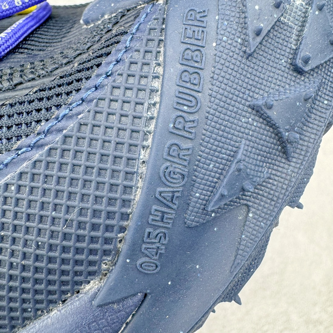 图片[15]-＃AW纯原 NK ACG Mountain Fly 2 Low GTX 复古潮流户外登山鞋防水慢跑鞋 HF6245-400全新来袭 该款沿袭前代高帮版型的设计传统 轻盈鞋面结合灵巧的脚踝包裹设计 为双足打造出一体化的舒适脚感 助力轻松畅行 中底融入柔软的React泡棉与Vaporfiy 科技 让你在岩石小径徒步时也像行走在都市般轻松舒适 粘性橡胶大底铸就了攀岩级别的出众抓地力 助你从容面对各种环境挑战 尺码：36 36.5 37.5 38 38.5 39 40 40.5 41 42 42.5 43 44 44.5 45 46-选品中心