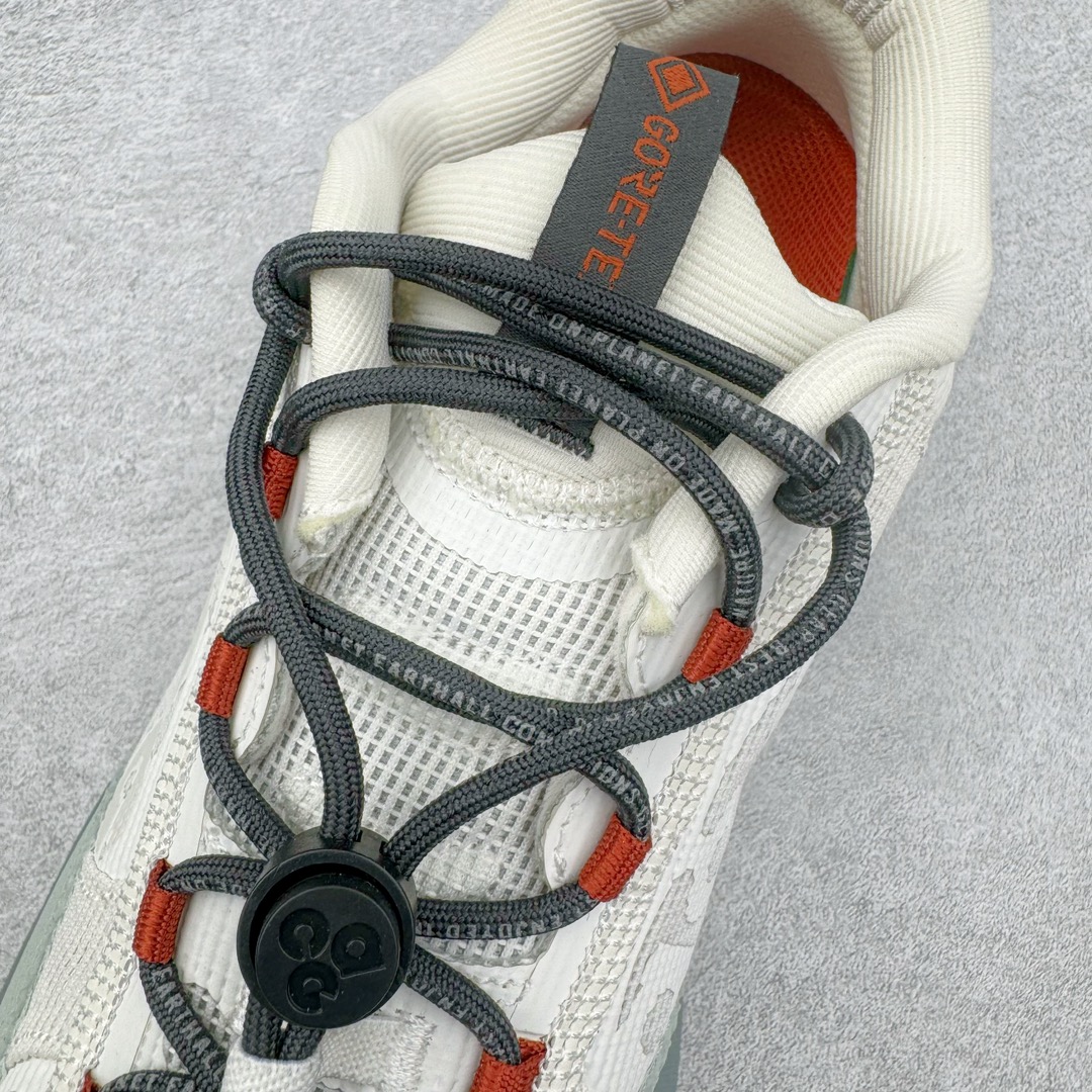 图片[13]-＃AW纯原 NK ACG Mountain Fly 2 Low GTX 复古潮流户外登山鞋防水慢跑鞋 HF6245-003 全新来袭 该款沿袭前代高帮版型的设计传统 轻盈鞋面结合灵巧的脚踝包裹设计 为双足打造出一体化的舒适脚感 助力轻松畅行 中底融入柔软的React泡棉与Vaporfiy 科技 让你在岩石小径徒步时也像行走在都市般轻松舒适 粘性橡胶大底铸就了攀岩级别的出众抓地力 助你从容面对各种环境挑战 尺码：36 36.5 37.5 38 38.5 39 40 40.5 41 42 42.5 43 44 44.5 45 46-选品中心