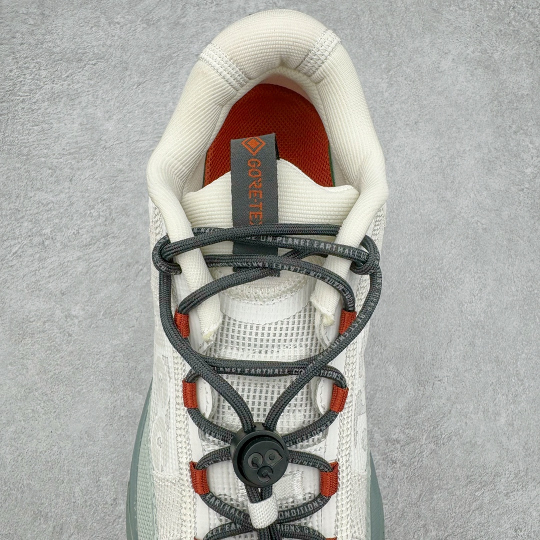 图片[5]-＃AW纯原 NK ACG Mountain Fly 2 Low GTX 复古潮流户外登山鞋防水慢跑鞋 HF6245-003 全新来袭 该款沿袭前代高帮版型的设计传统 轻盈鞋面结合灵巧的脚踝包裹设计 为双足打造出一体化的舒适脚感 助力轻松畅行 中底融入柔软的React泡棉与Vaporfiy 科技 让你在岩石小径徒步时也像行走在都市般轻松舒适 粘性橡胶大底铸就了攀岩级别的出众抓地力 助你从容面对各种环境挑战 尺码：36 36.5 37.5 38 38.5 39 40 40.5 41 42 42.5 43 44 44.5 45 46-选品中心