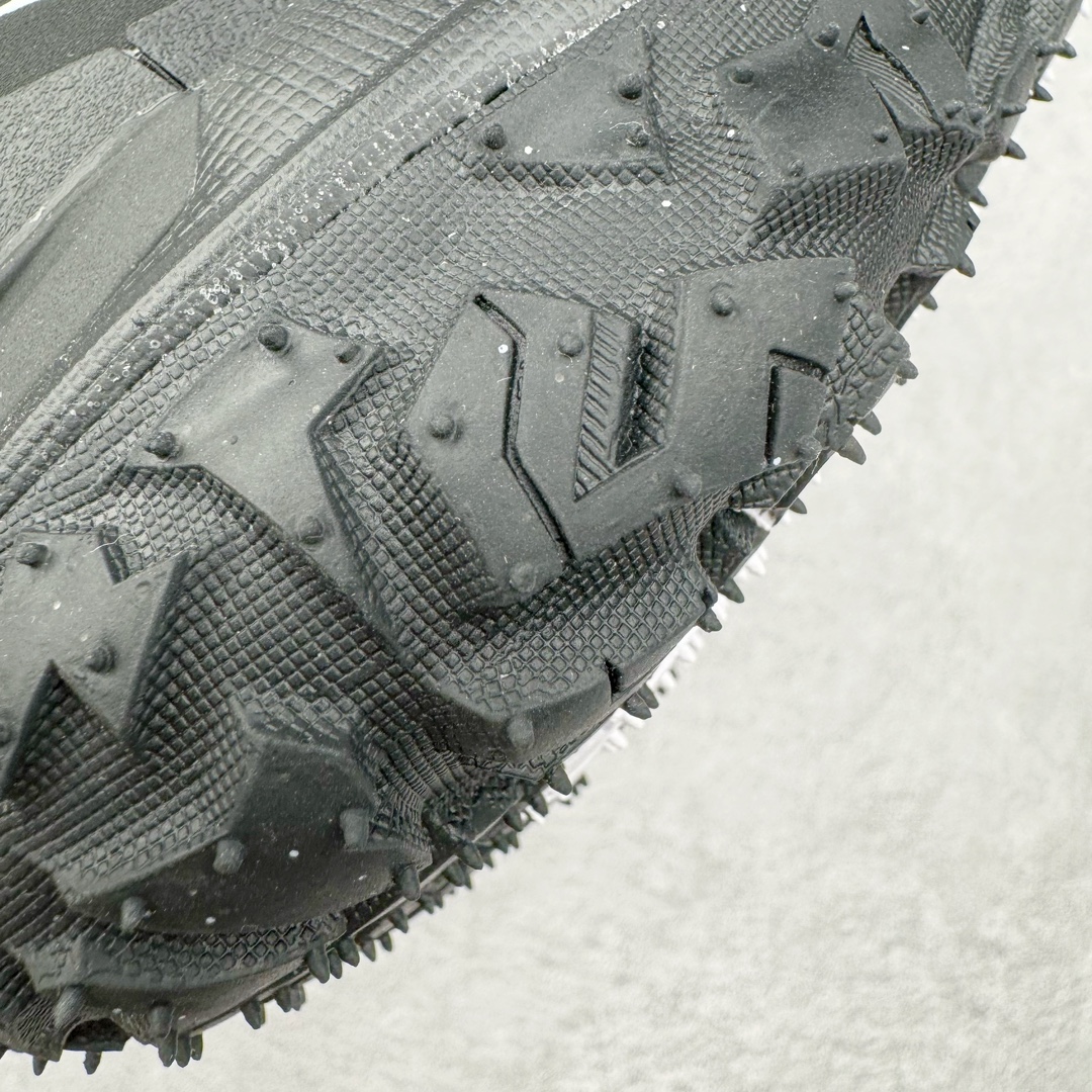 图片[16]-＃AW纯原 CDG x NK ACG Mountain Fly 2 Low GTX 联名复古潮流户外登山鞋防水慢跑鞋 FZ3311-001 全新来袭 该款沿袭前代高帮版型的设计传统 轻盈鞋面结合灵巧的脚踝包裹设计 为双足打造出一体化的舒适脚感 助力轻松畅行 中底融入柔软的React泡棉与Vaporfly 科技 让你在岩石小径徒步时也像行走在都市般轻松舒适 粘性橡胶大底铸就了攀岩级别的出众抓地力 助你从容面对各种环境挑战 尺码：36 36.5 37.5 38 38.5 39 40 40.5 41 42 42.5 43 44 44.5 45 46-选品中心