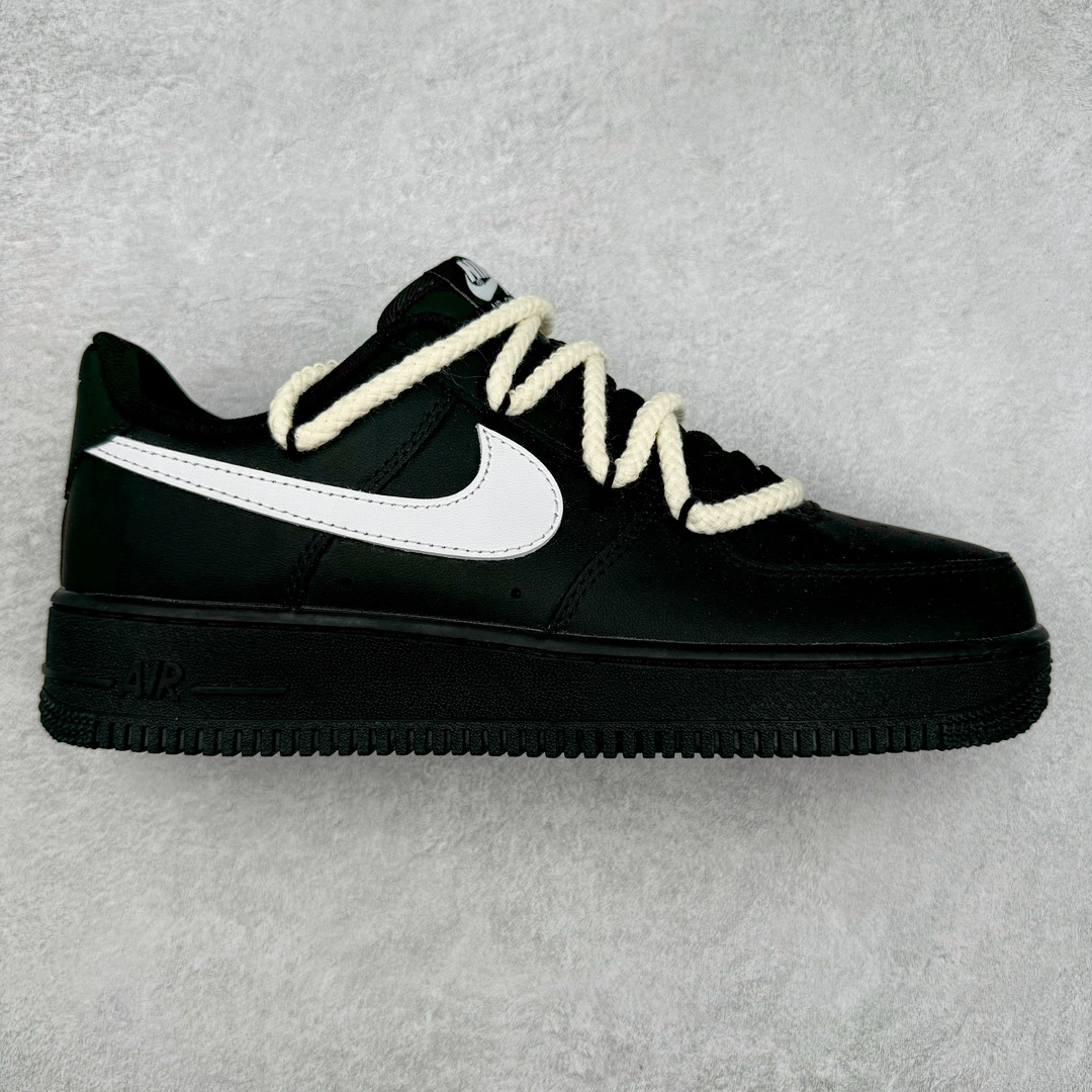 NK Air Force 1´07 Low 空军一号低帮百搭休闲运动板鞋 FV0627-010 柔软、弹性十足的缓震性能和出色的中底设计 横跨复古与现代的外型结合 造就出风靡全球 三十多年的Force 1 直到今天还深受青睐 尺码：36 36.5 37.5 38 38.5 39 40 40.5 41 42 42.5 43 44 44.5 45-选品中心