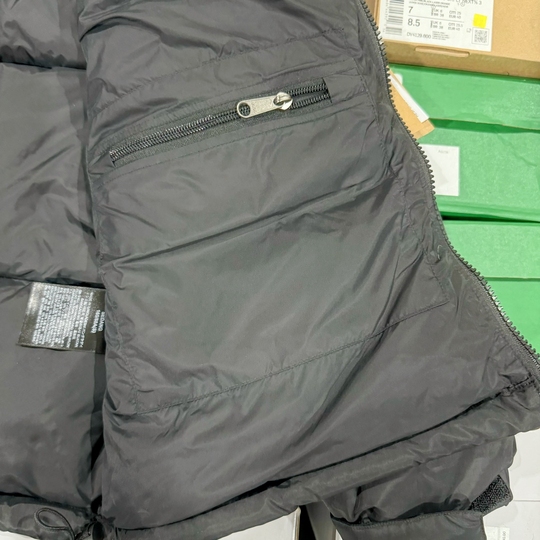 图片[13]-超强福利 硬货特价 𝗧𝗵𝗲 𝗡𝗼𝗿𝘁𝗵 𝗙𝗮𝗰𝗲｜北面1996 Nuptse 经典款羽绒服（美版·男女同款）（福利版 支持售后） 现货操作 全码入库 用短袖的价格买羽绒服 ◽尺码：XS / S / M / L / XL / XXL ◽颜色：8个配色-选品中心