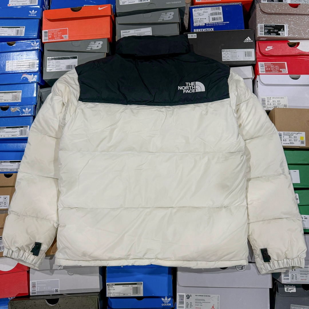 图片[2]-超强福利 硬货特价 𝗧𝗵𝗲 𝗡𝗼𝗿𝘁𝗵 𝗙𝗮𝗰𝗲｜北面1996 Nuptse 经典款羽绒服（美版·男女同款）（福利版 支持售后） 现货操作 全码入库 用短袖的价格买羽绒服 ◽尺码：XS / S / M / L / XL / XXL ◽颜色：8个配色-选品中心