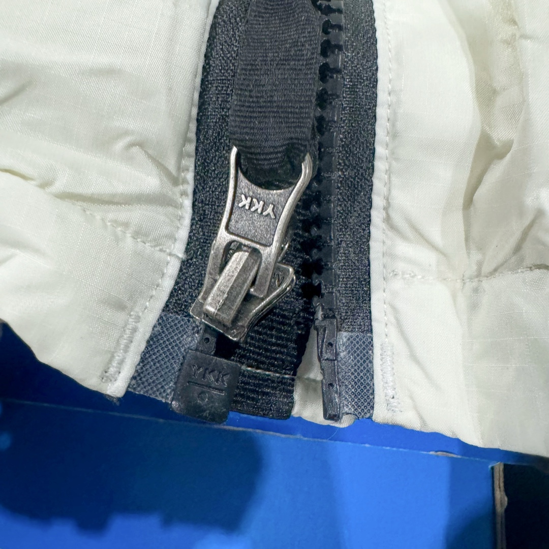 图片[11]-超强福利 硬货特价 𝗧𝗵𝗲 𝗡𝗼𝗿𝘁𝗵 𝗙𝗮𝗰𝗲｜北面1996 Nuptse 经典款羽绒服（美版·男女同款）（福利版 支持售后） 现货操作 全码入库 用短袖的价格买羽绒服 ◽尺码：XS / S / M / L / XL / XXL ◽颜色：8个配色-选品中心