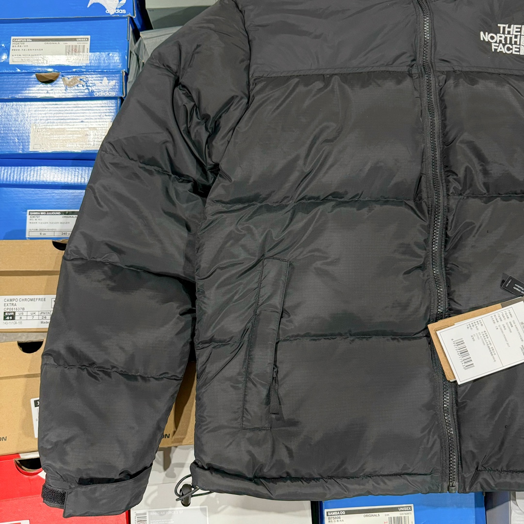 图片[5]-超强福利 硬货特价 𝗧𝗵𝗲 𝗡𝗼𝗿𝘁𝗵 𝗙𝗮𝗰𝗲｜北面1996 Nuptse 经典款羽绒服（美版·男女同款）（福利版 支持售后） 现货操作 全码入库 用短袖的价格买羽绒服 ◽尺码：XS / S / M / L / XL / XXL ◽颜色：8个配色-选品中心