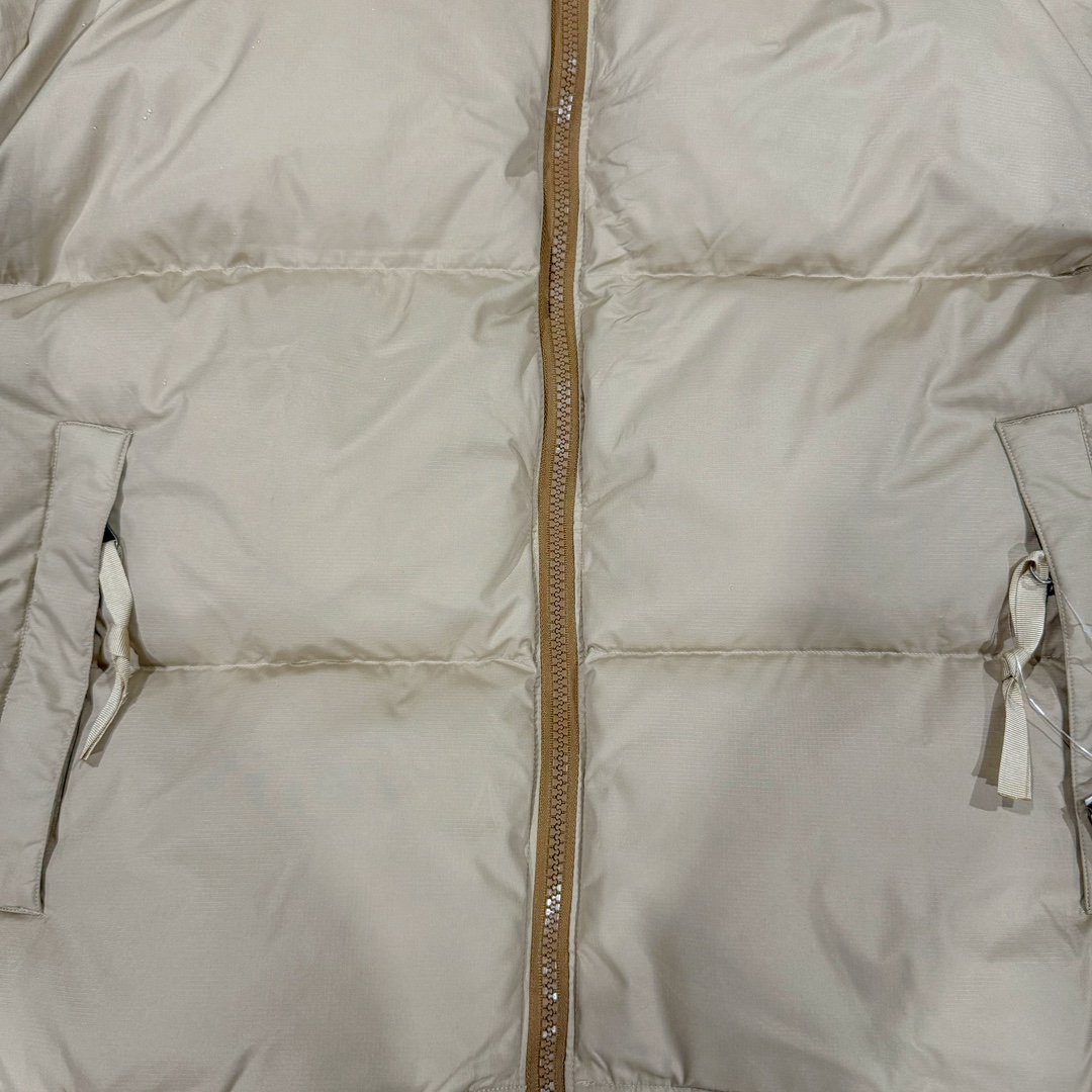 图片[15]-超强福利 硬货特价 𝗧𝗵𝗲 𝗡𝗼𝗿𝘁𝗵 𝗙𝗮𝗰𝗲｜北面1996 Nuptse 经典款羽绒服（美版·男女同款）（福利版 支持售后） 现货操作 全码入库 用短袖的价格买羽绒服 ◽尺码：XS / S / M / L / XL / XXL ◽颜色：8个配色-选品中心