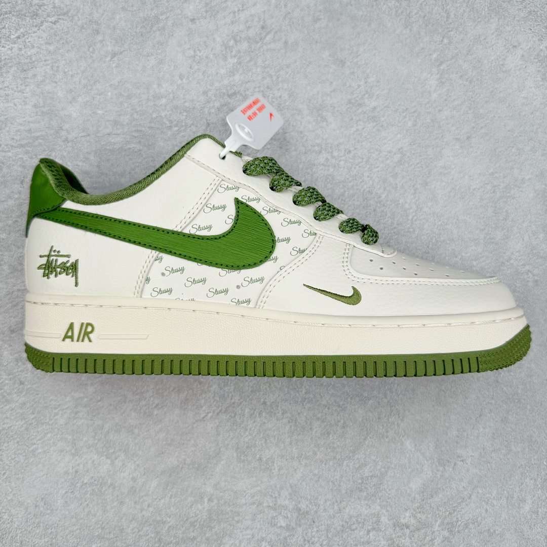 NK Air Force 1´07 Low 空军一号低帮百搭休闲运动板鞋 XZ3328-003 柔软、弹性十足的缓震性能和出色的中底设计 横跨复古与现代的外型结合 造就出风靡全球 三十多年的Force 1 直到今天还深受青睐 尺码:36 36.5 37.5 38 38.5 39 40 40.5 41 42 42.5 43 44 44.5 45-选品中心